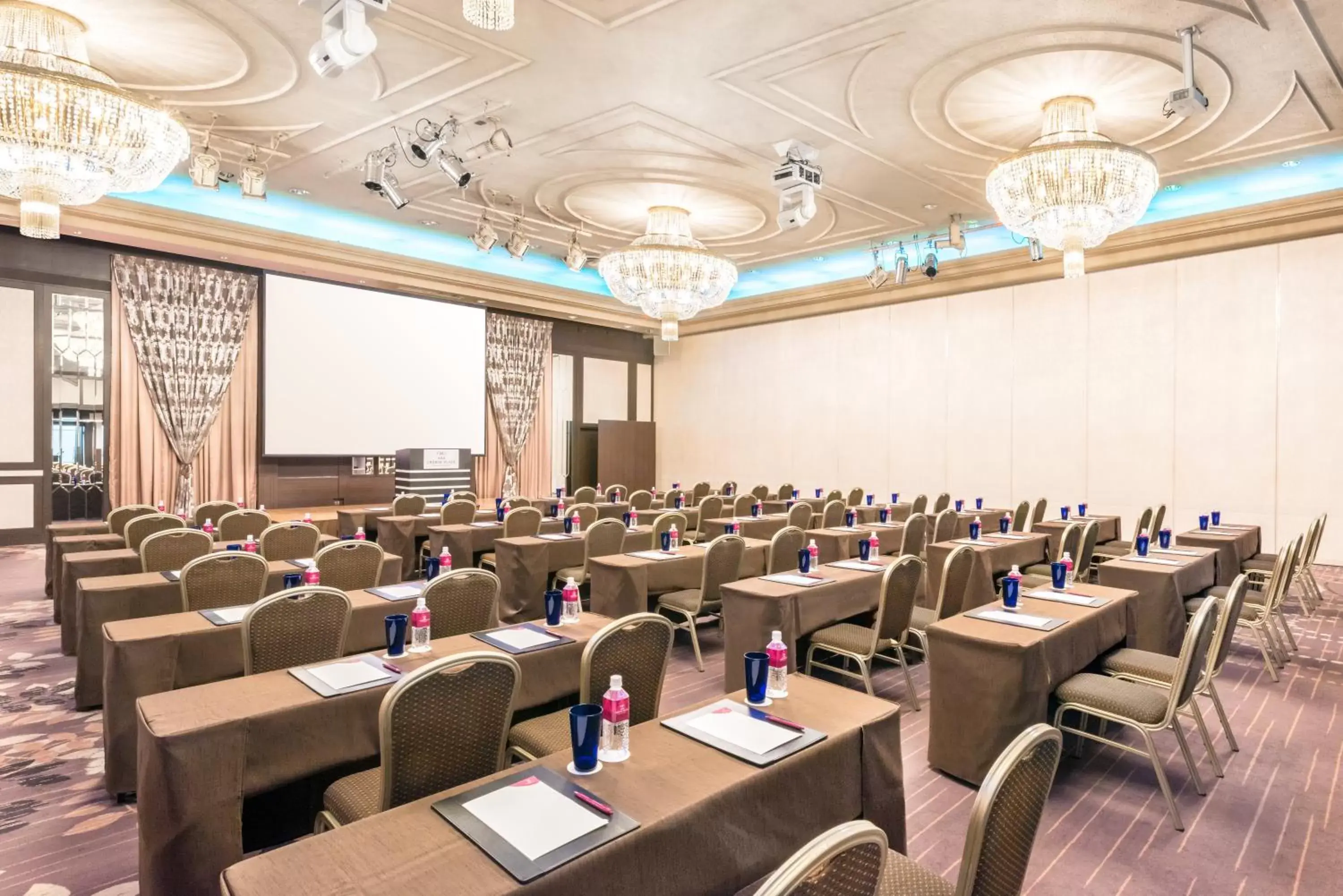 Meeting/conference room in ANA Crowne Plaza Kumamoto New Sky, an IHG Hotel