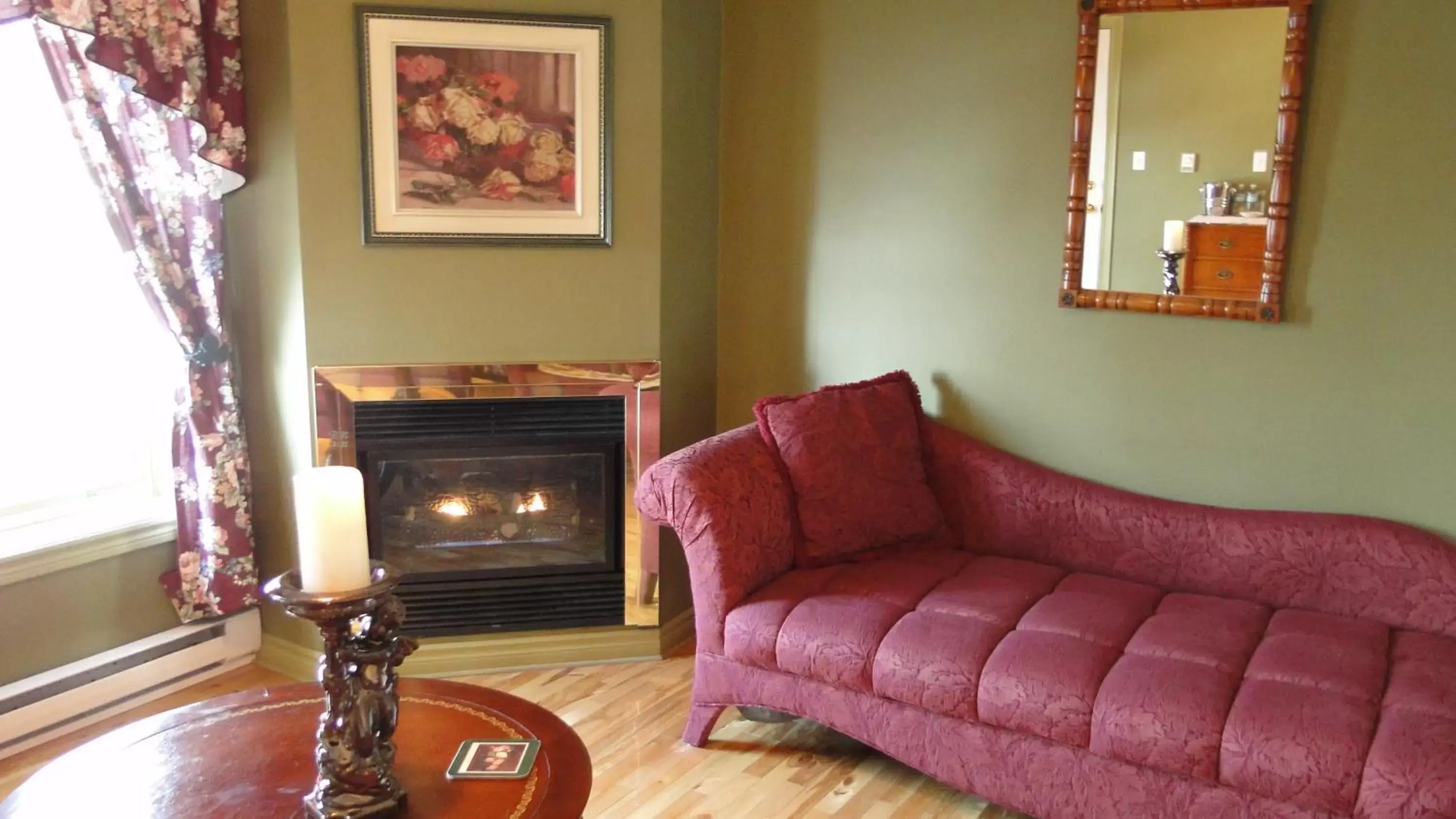 Seating Area in Auberge Wild Rose Inn