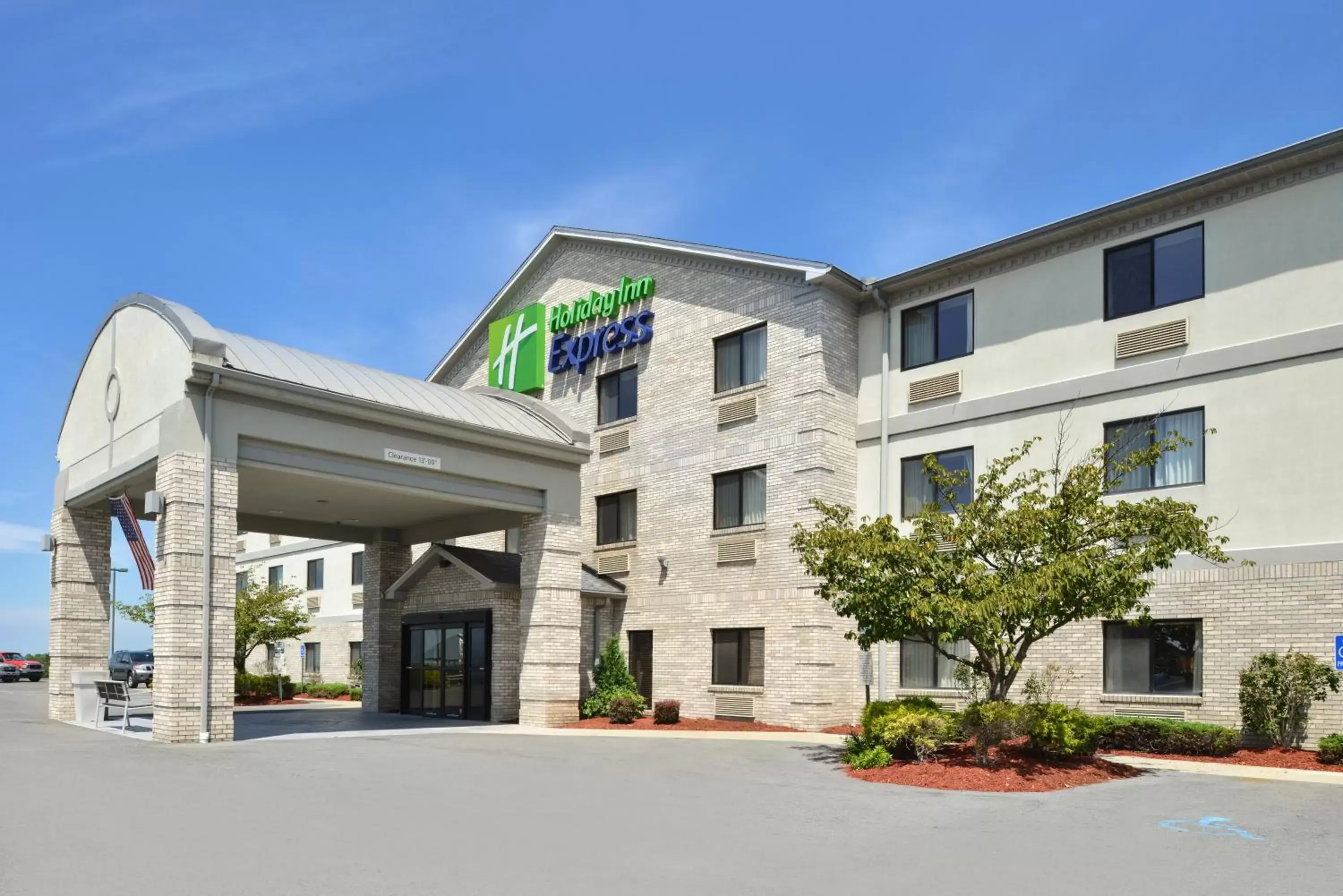 Property Building in Holiday Inn Express Morgantown, an IHG Hotel