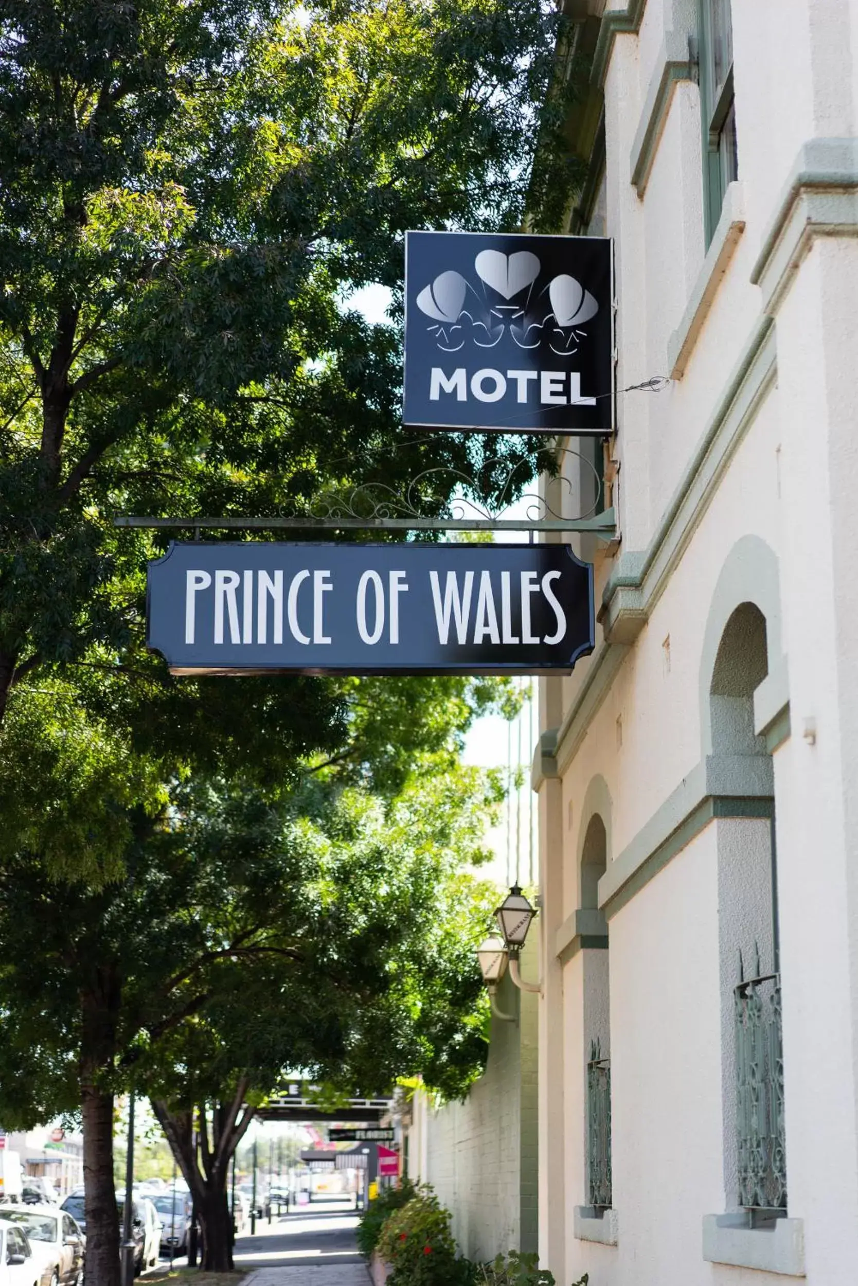 Facade/entrance in Prince of Wales Motor Inn