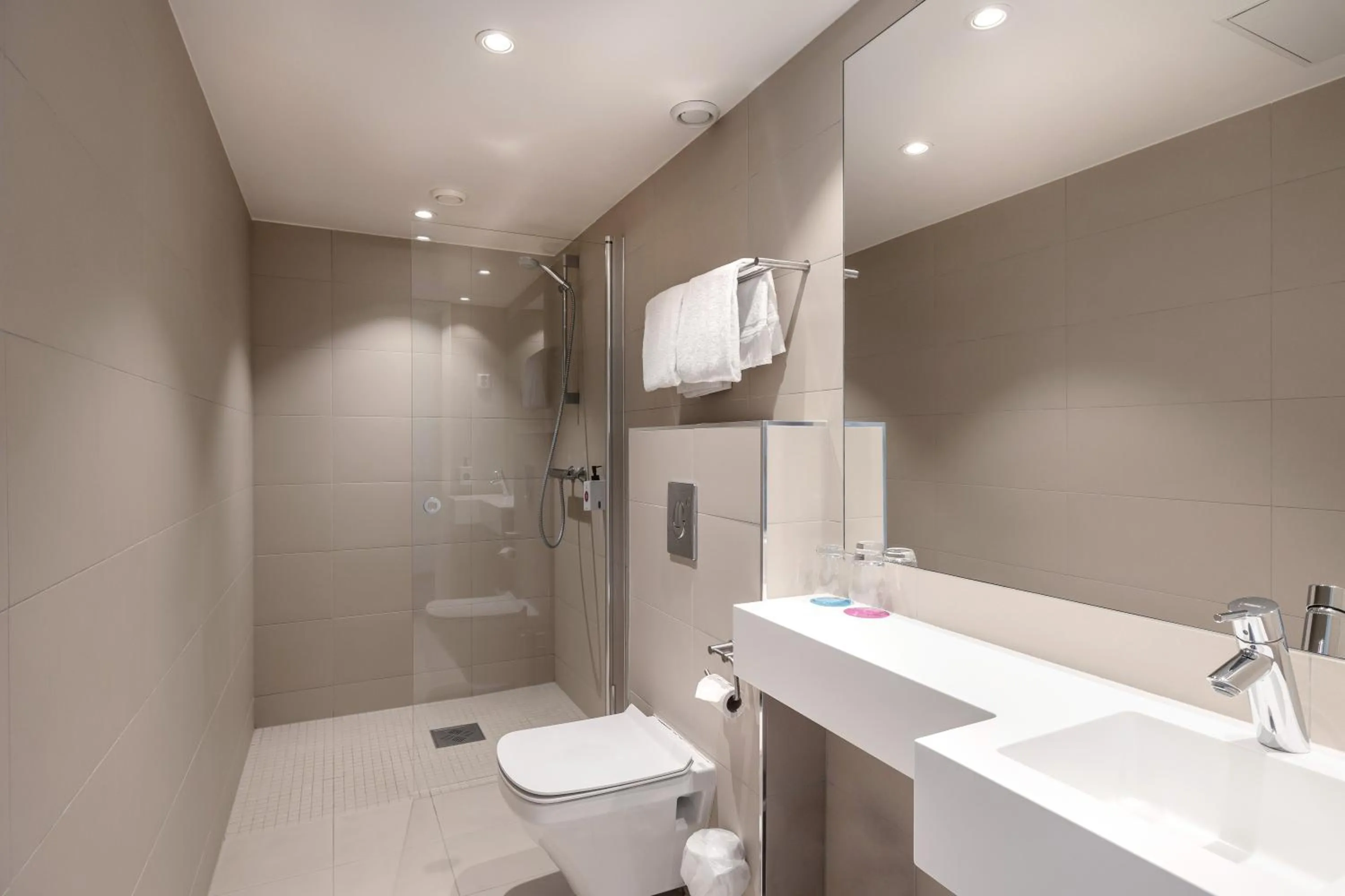 Shower in Quality Hotel Leangkollen