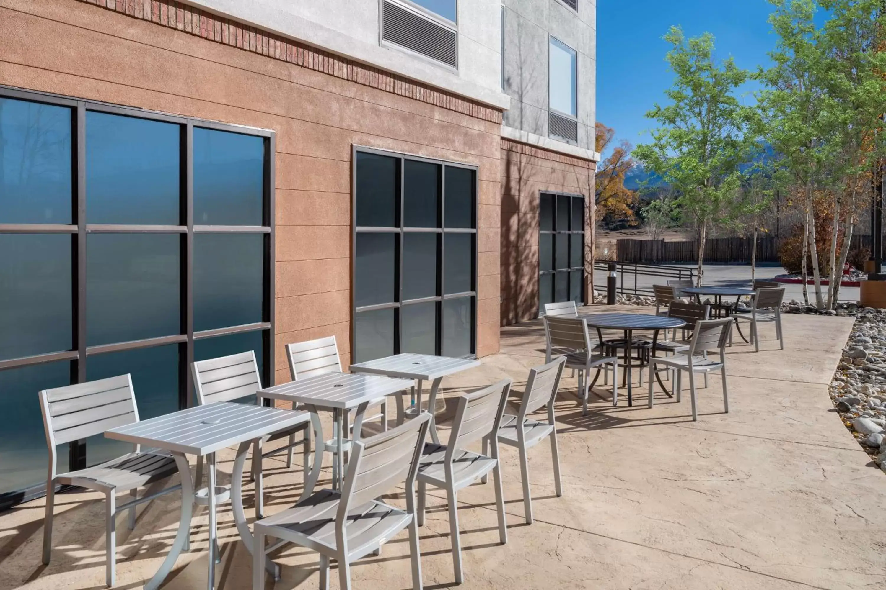 Patio, Restaurant/Places to Eat in Hampton Inn & Suites Salida, CO