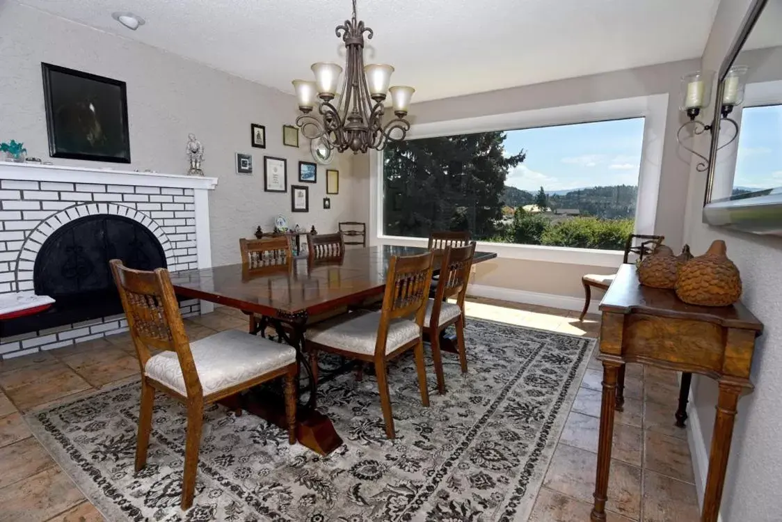 Seating Area in A Touch of English B&B