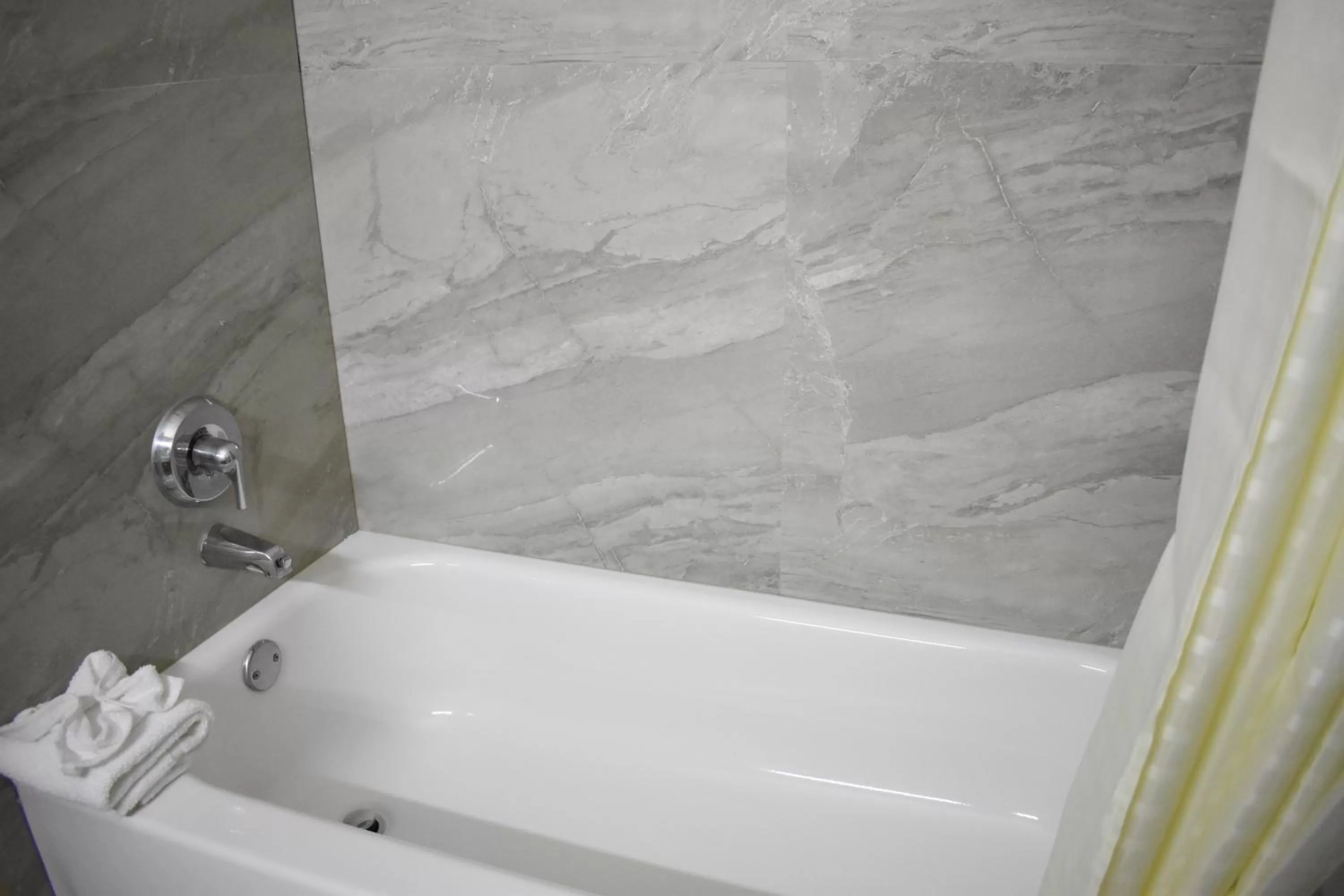 Bath in Americas Best Value Inn & Suites Haltom City Ft. Worth