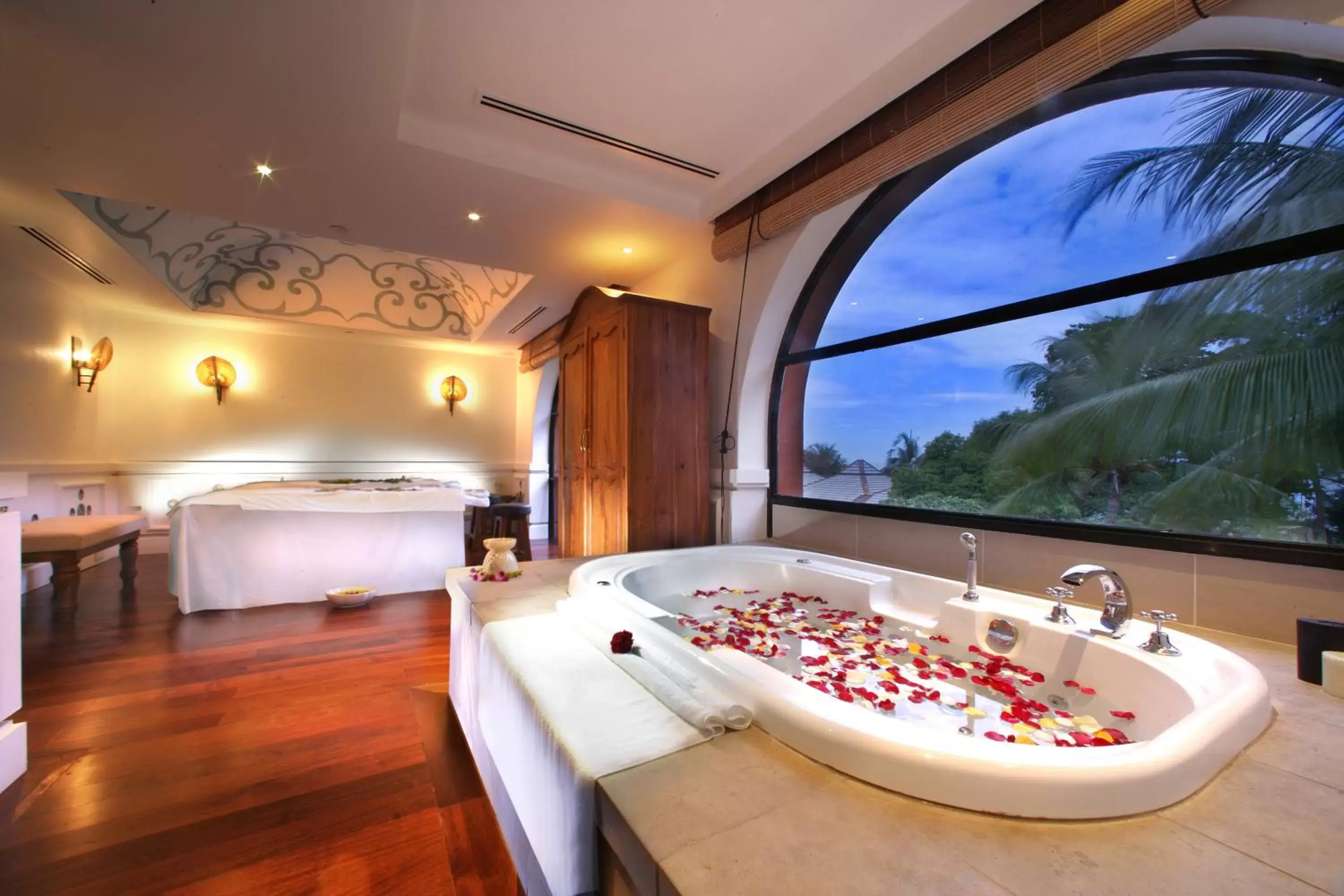 Spa and wellness centre/facilities, Bathroom in PARKROYAL Penang Resort