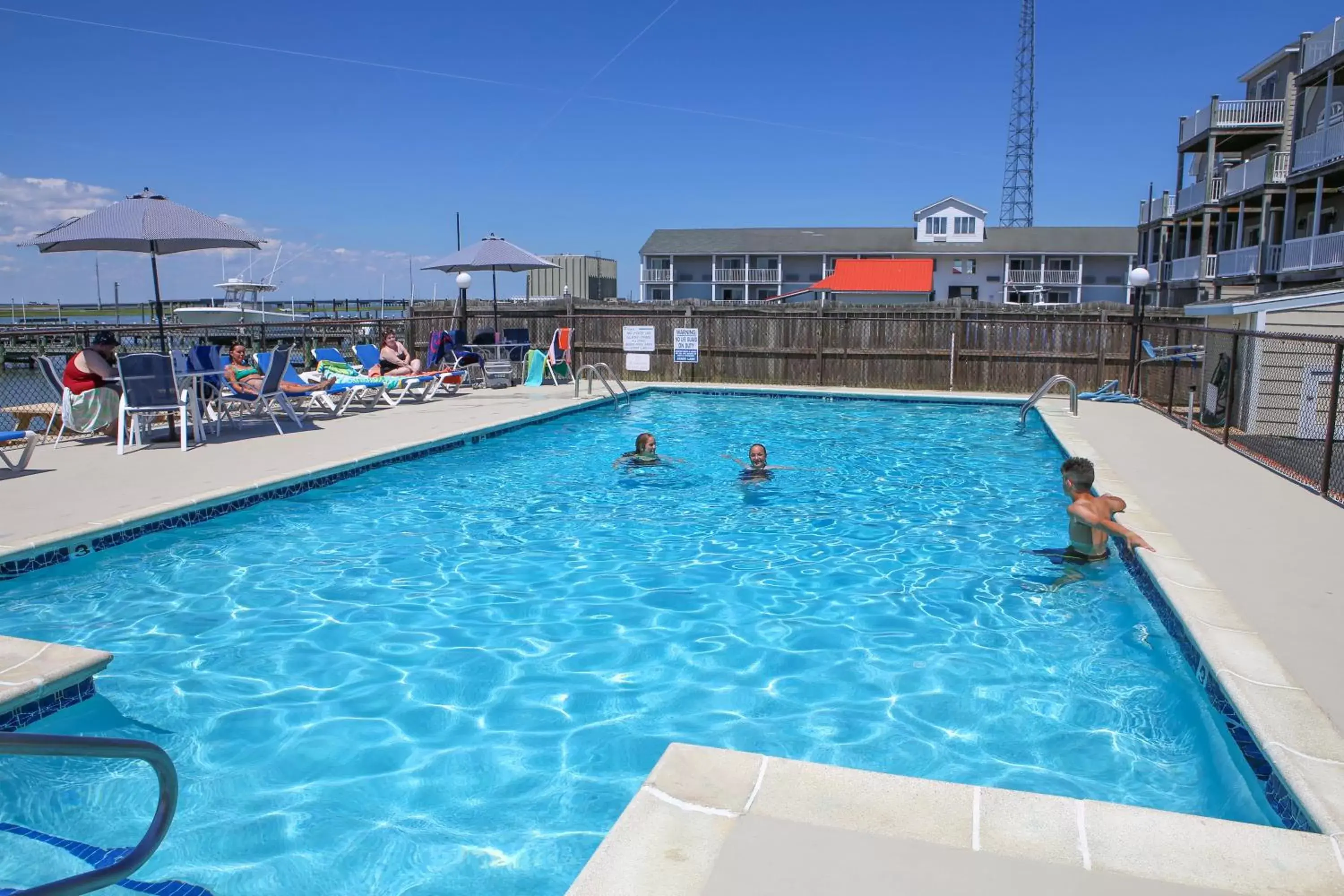 Swimming Pool in Waterside Inn