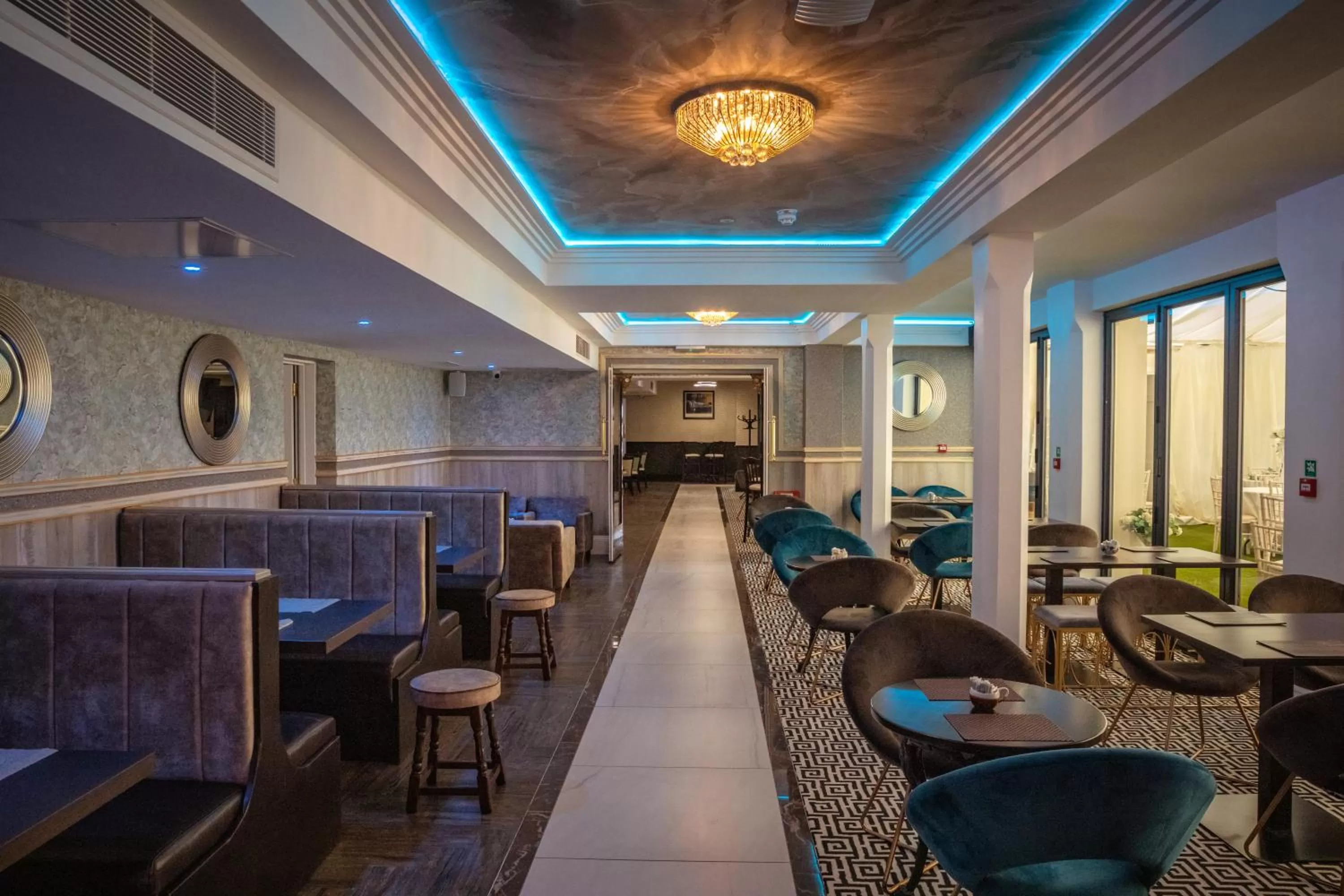 Restaurant/places to eat in The Old Hall Hotel