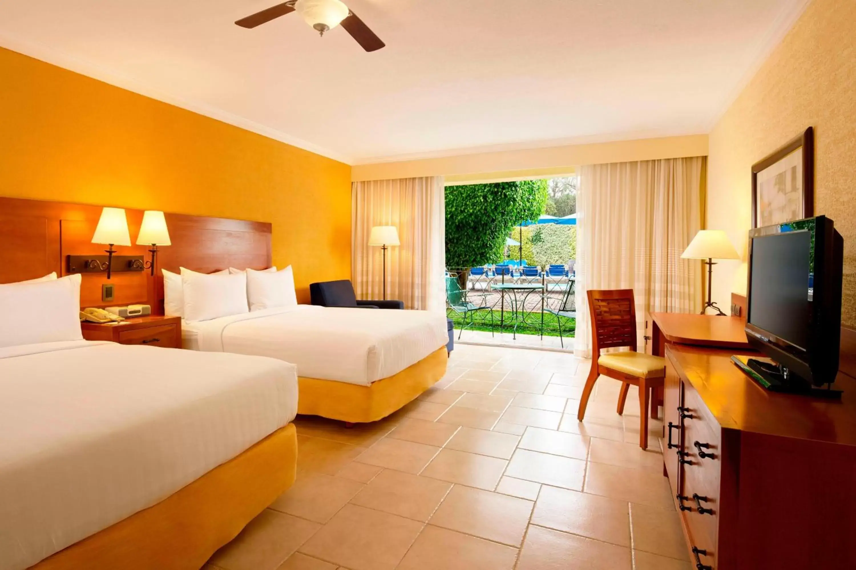 Swimming pool in Ixtapan de la Sal Marriott Hotel & Spa