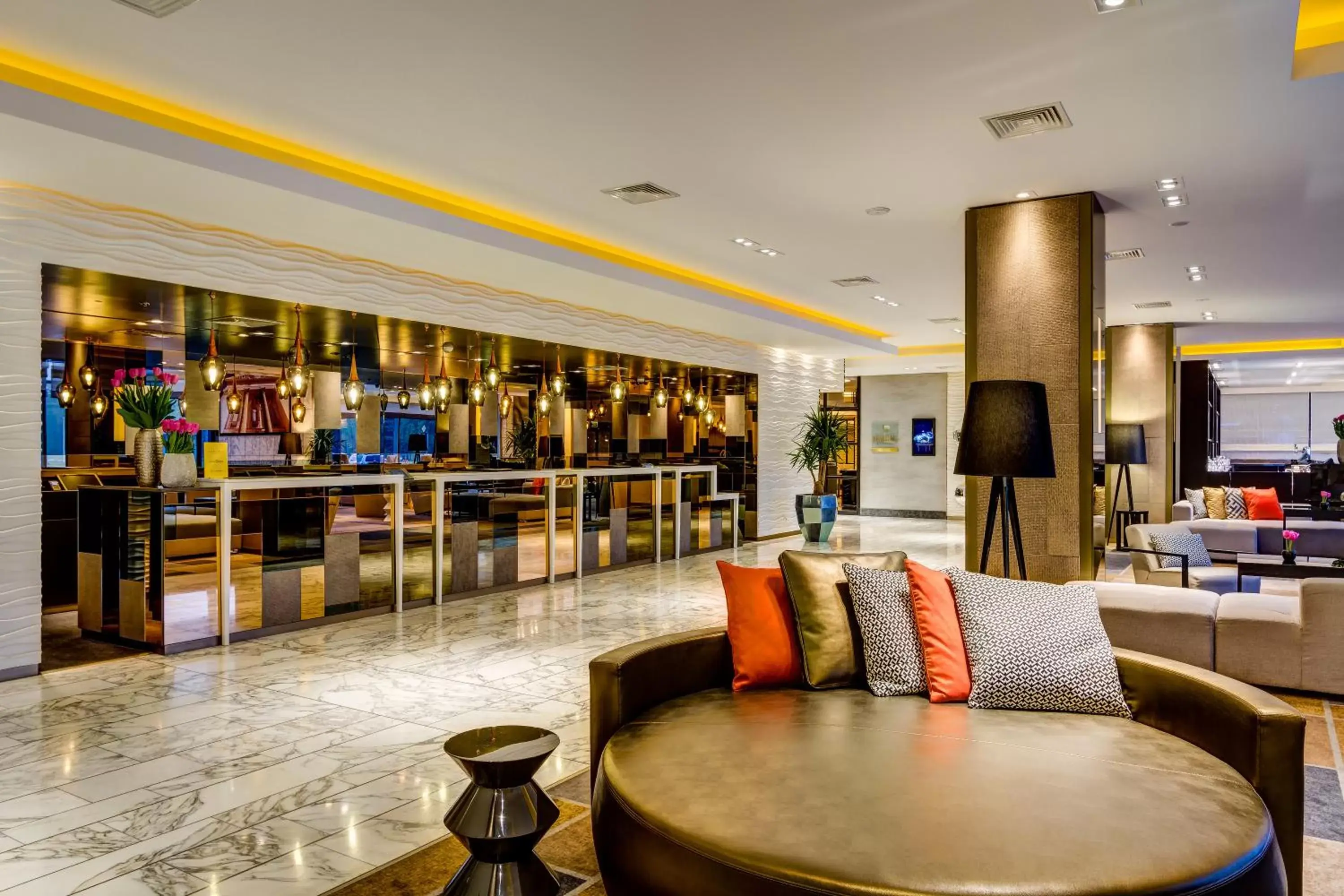 Lobby or reception in Sofitel Warsaw Victoria