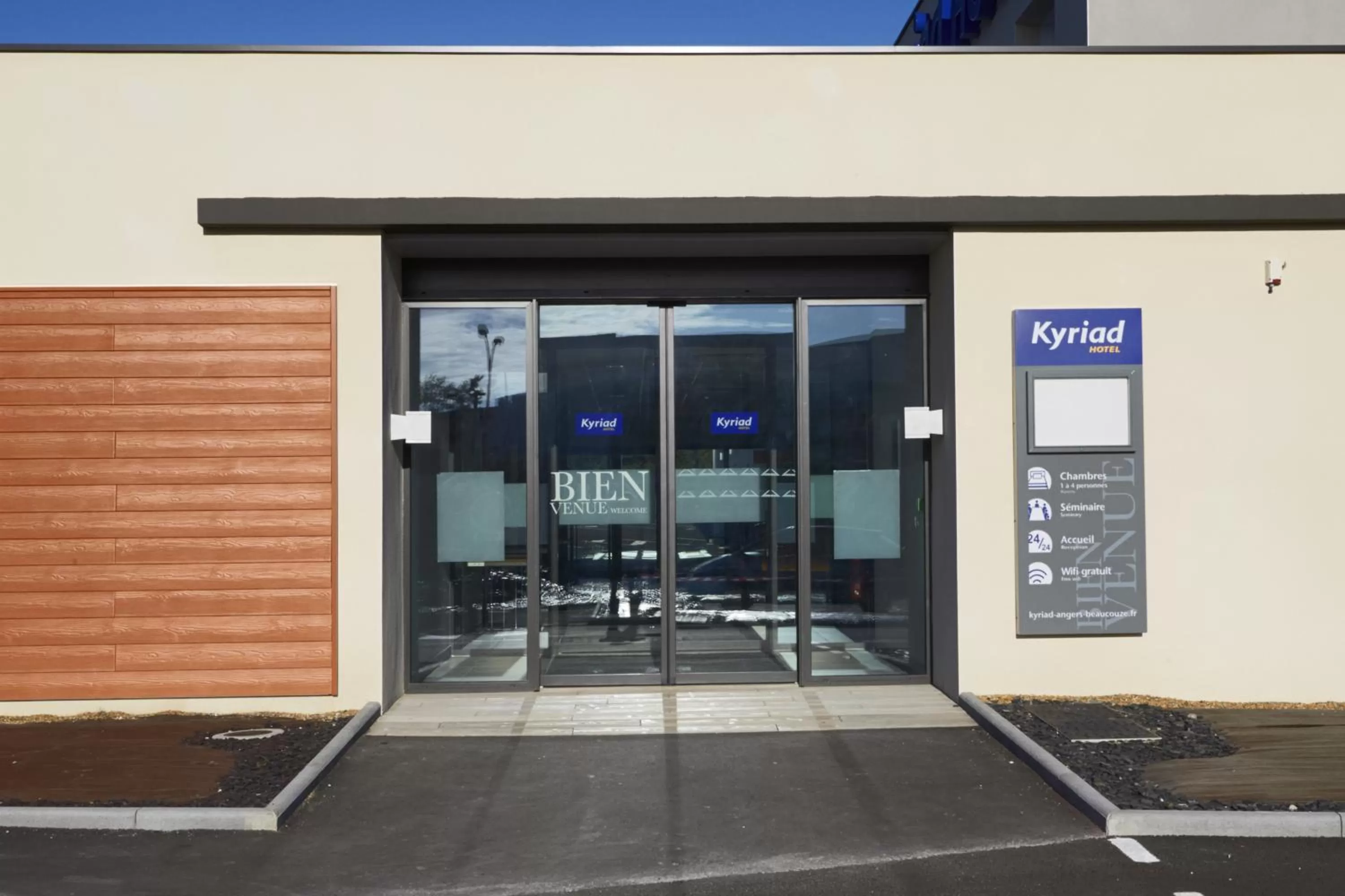 Facade/entrance in Kyriad Angers Ouest Beaucouzé