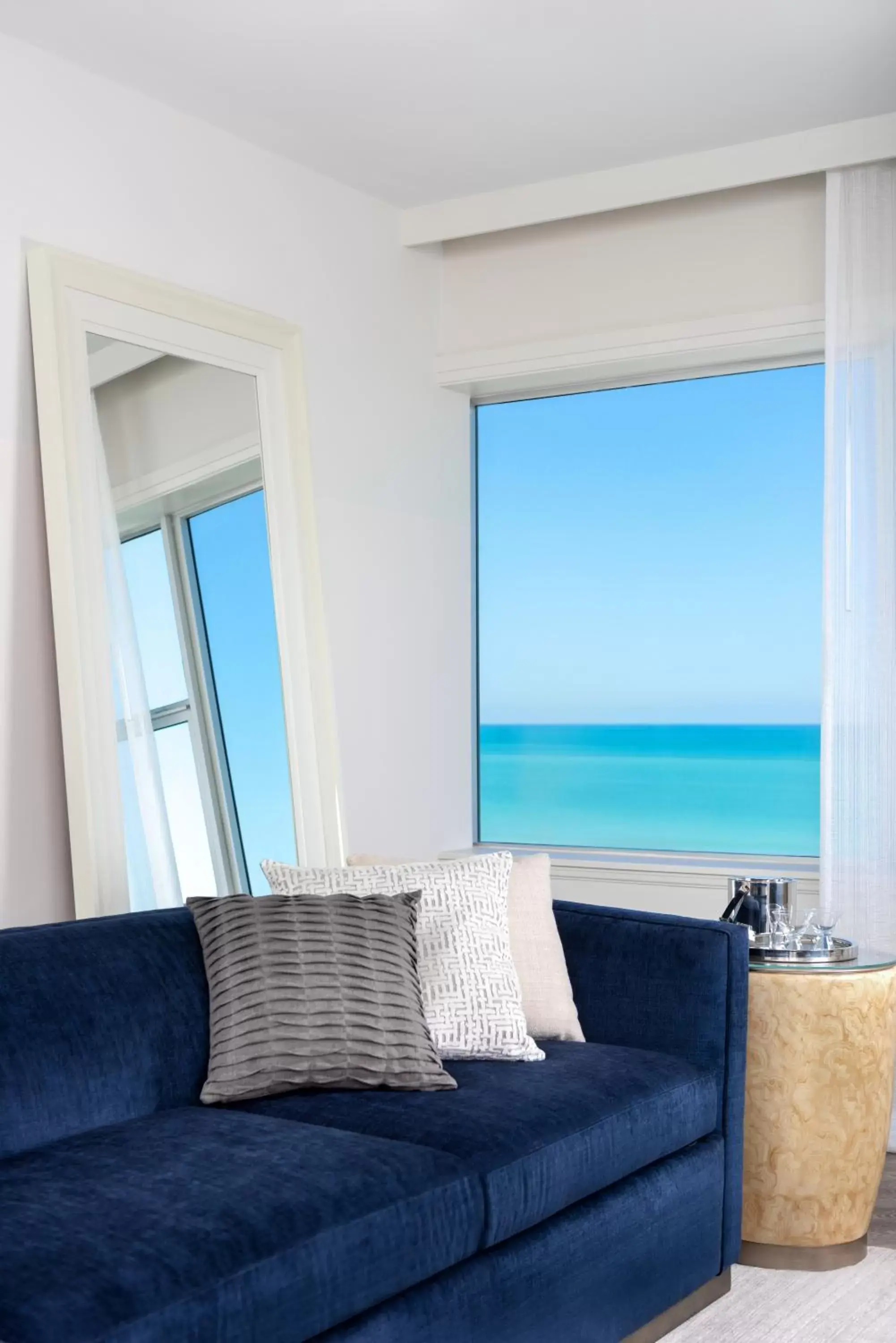 Seating area, Sea View in The Ritz-Carlton South Beach