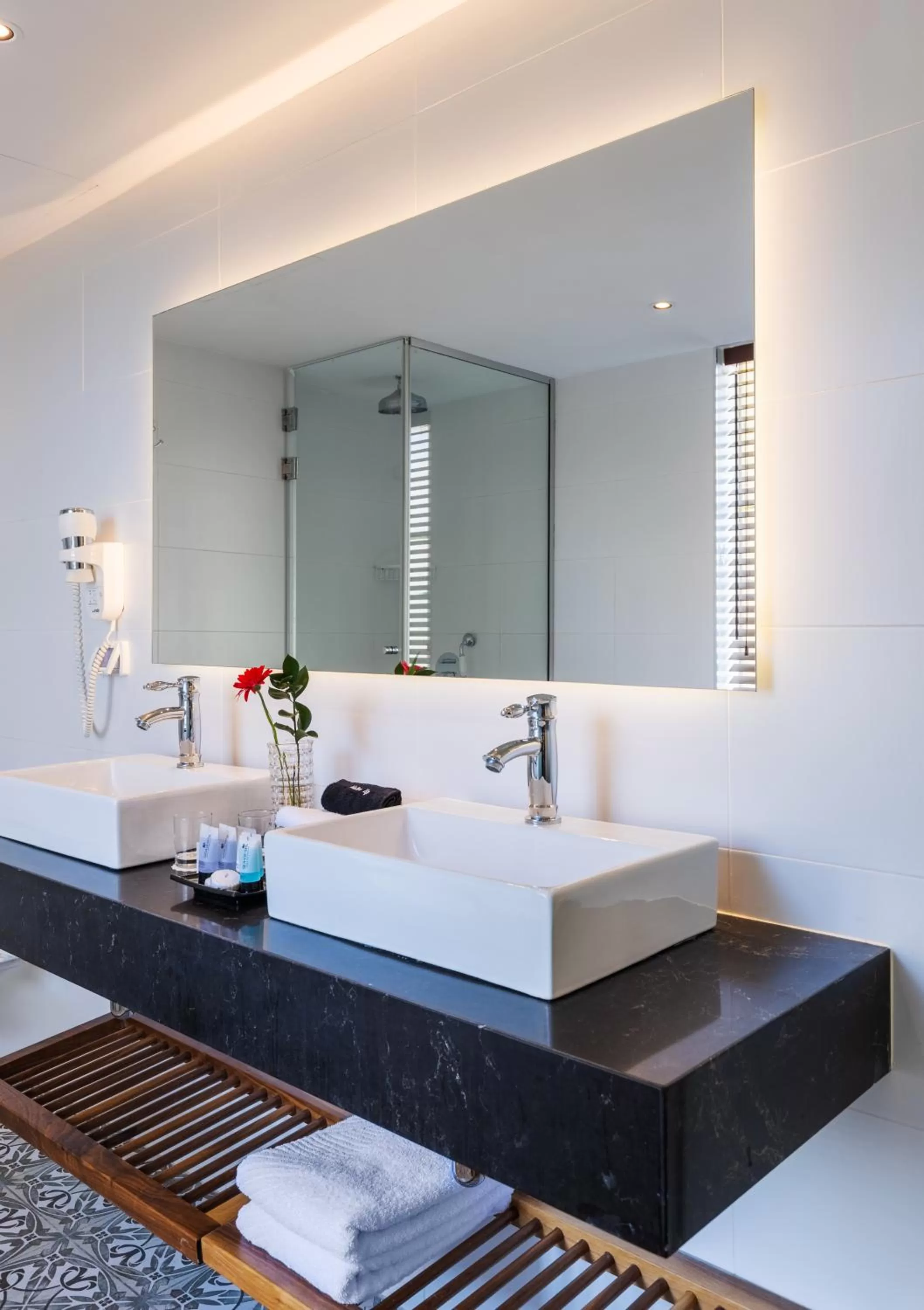 Bathroom in YMCA Three Arches Hotel