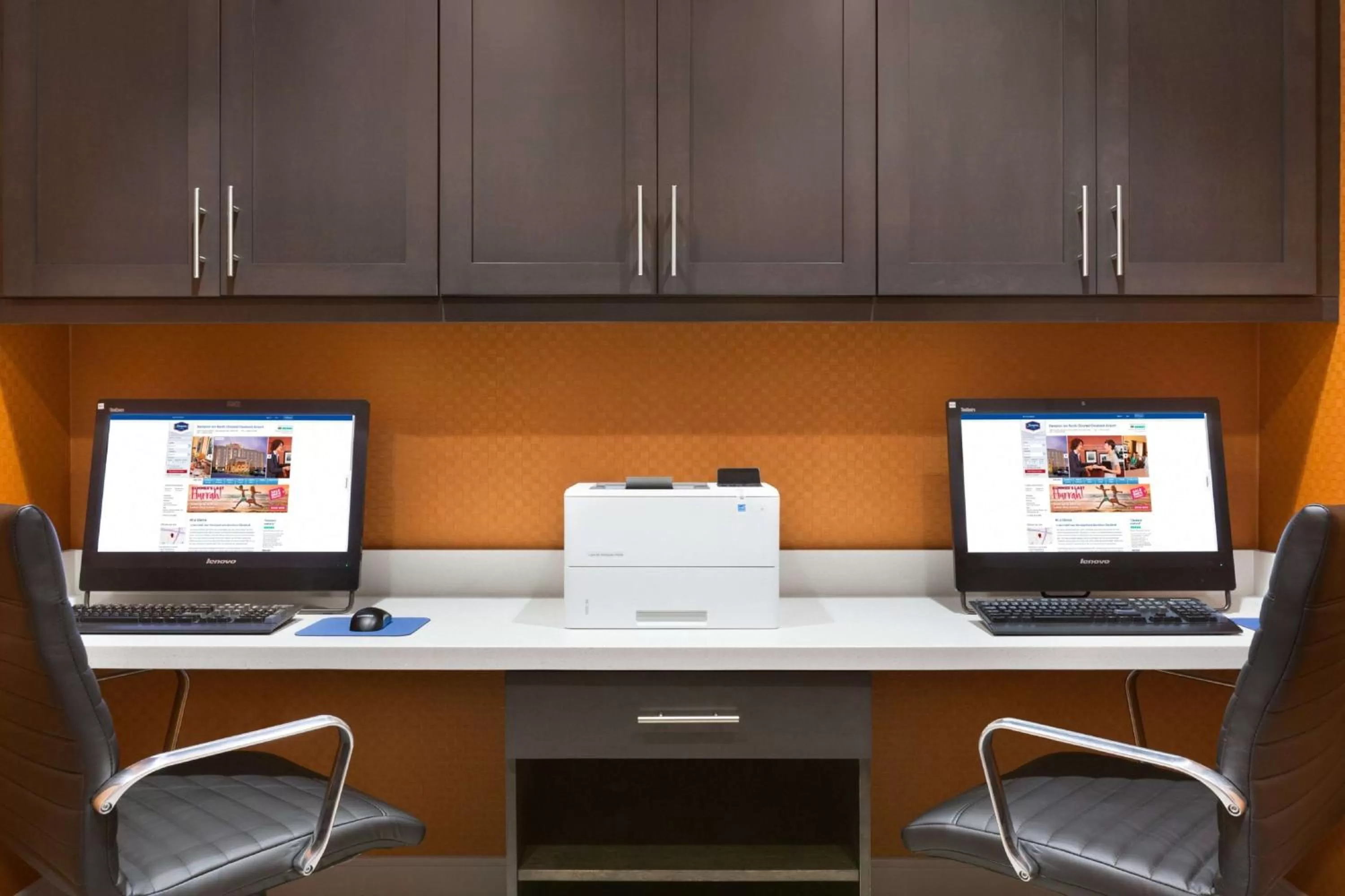 Business facilities in Hampton Inn By Hilton North Olmsted Cleveland Airport