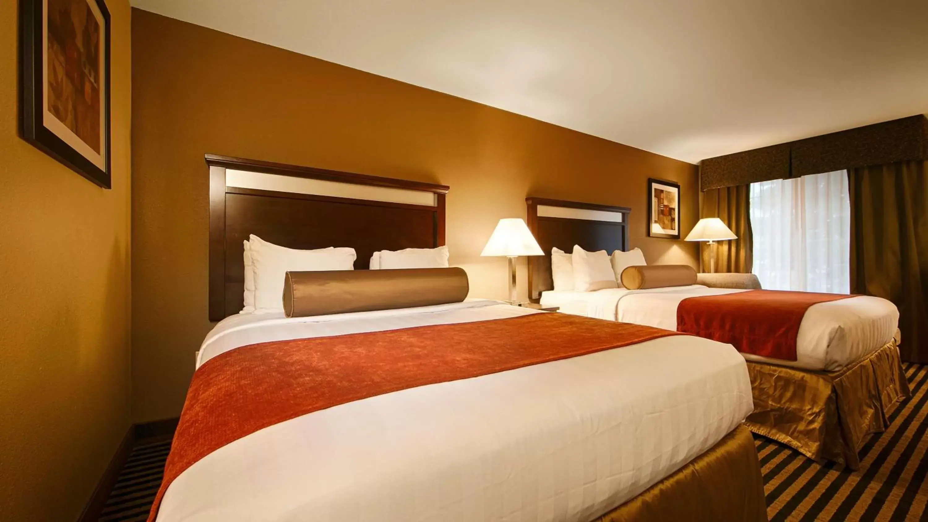 Queen Room with Two Queen Beds in Best Western Plus Prairie Inn