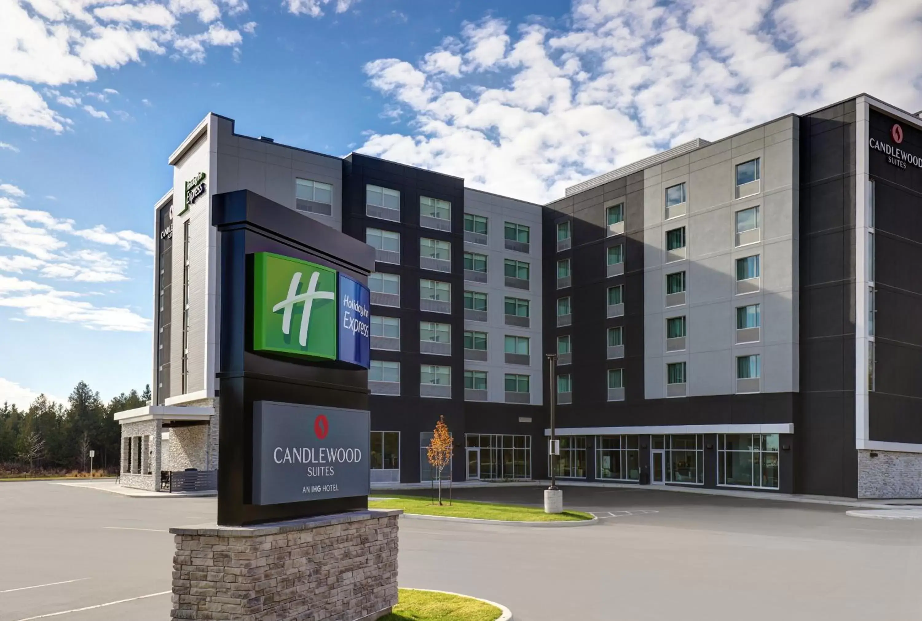 Property Building in Candlewood Suites - Kingston West, an IHG Hotel