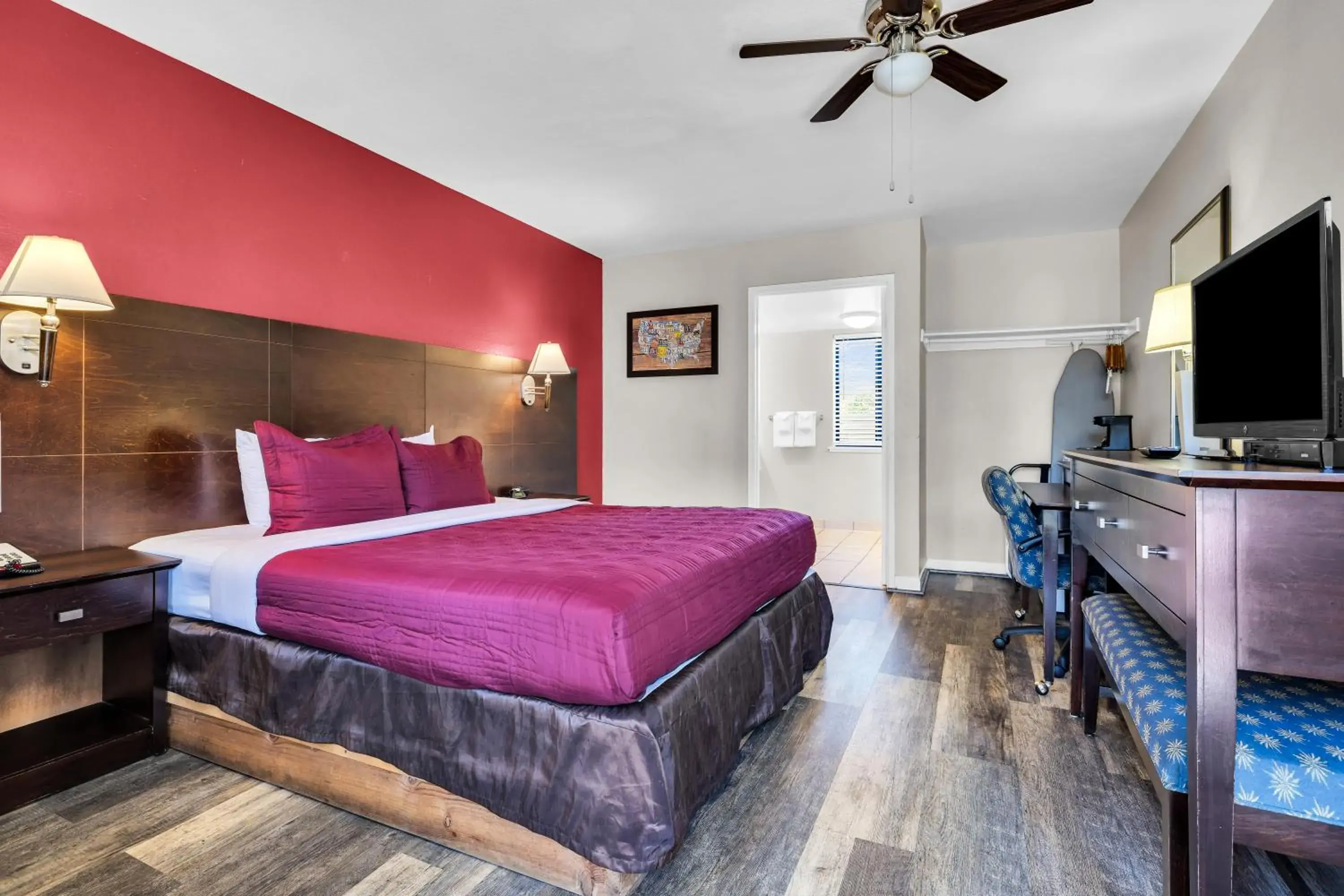 Bed in Bay Breeze Inn Bed in Bay Breeze Inn