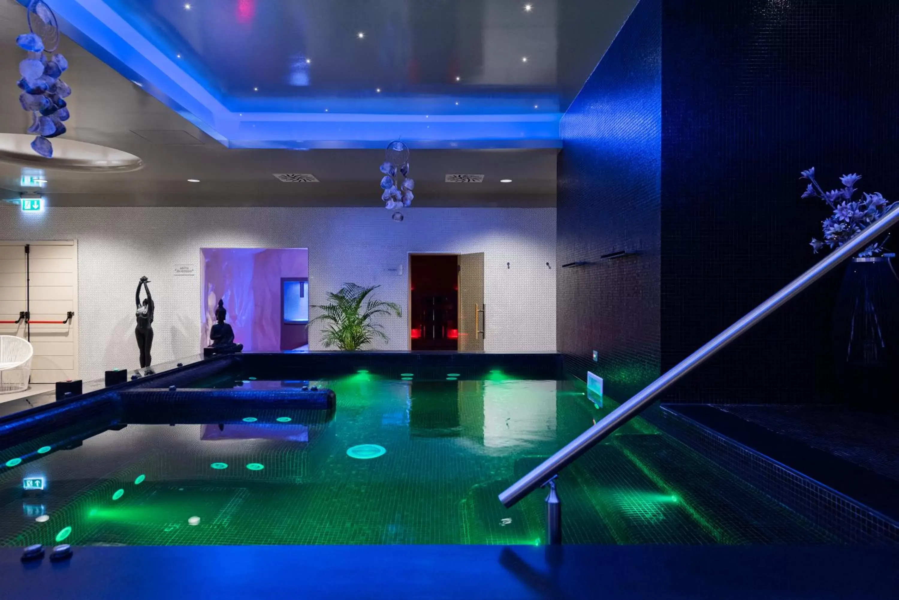 Activities, Swimming Pool in Wellness Spa Hotel Principe Fitalia