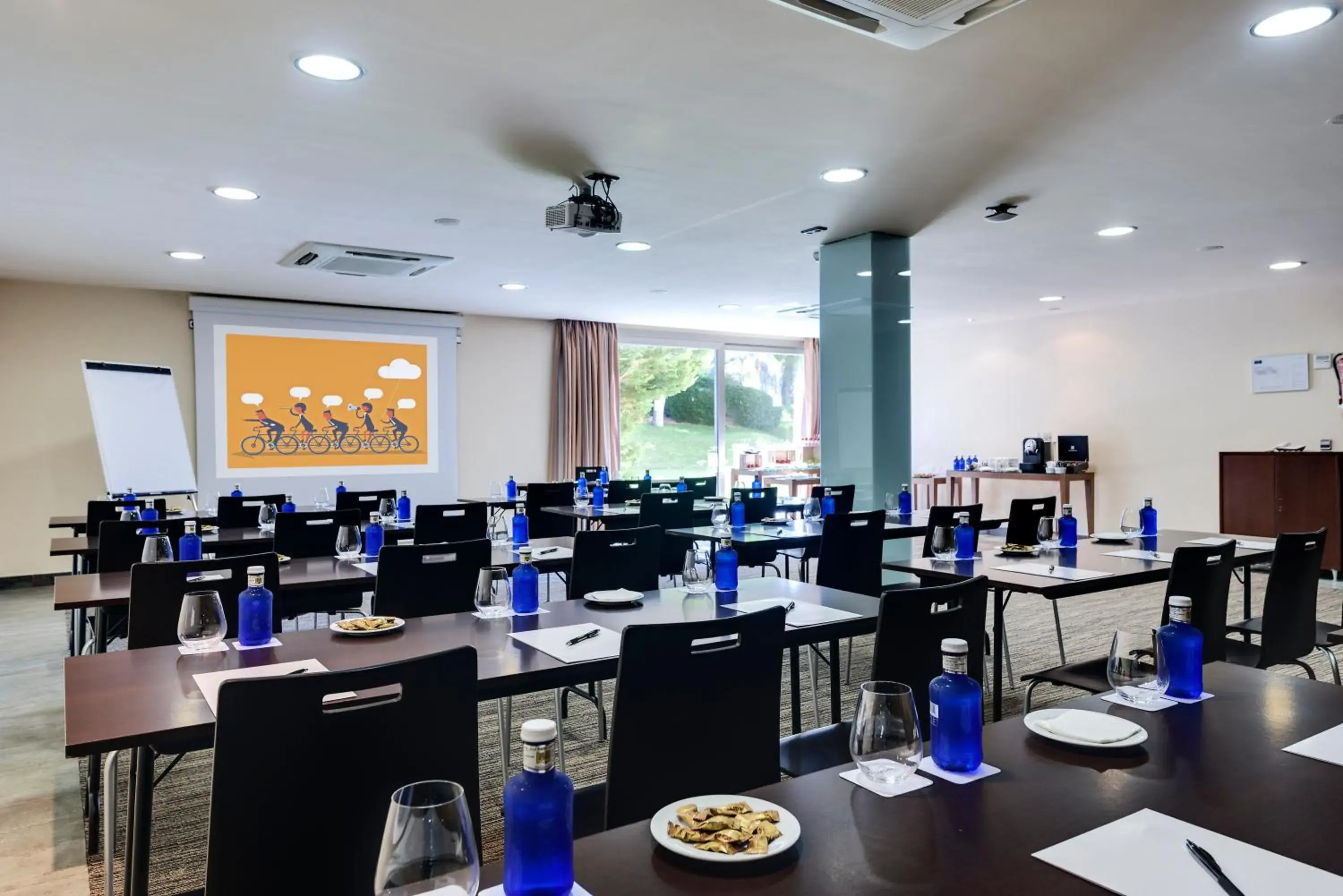 Meeting/conference room, Restaurant/Places to Eat in Occidental Playa de Palma