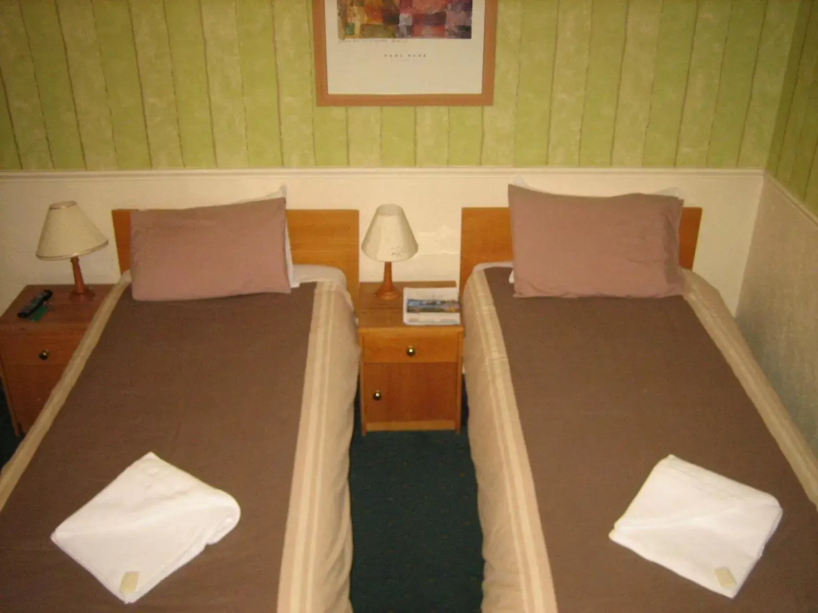 Bed in Murrayfield Park Guest House