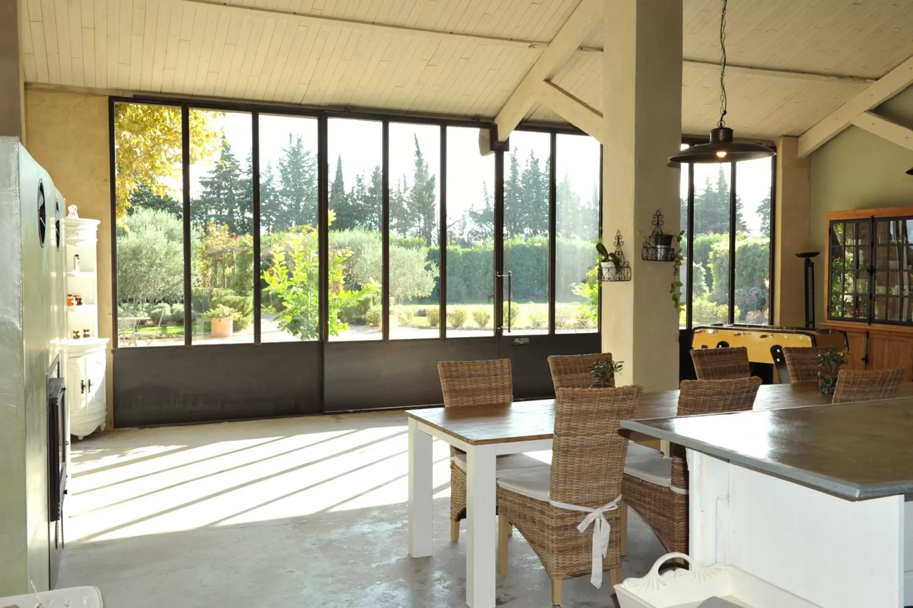 Dining area in Le Mas Terre des Anges