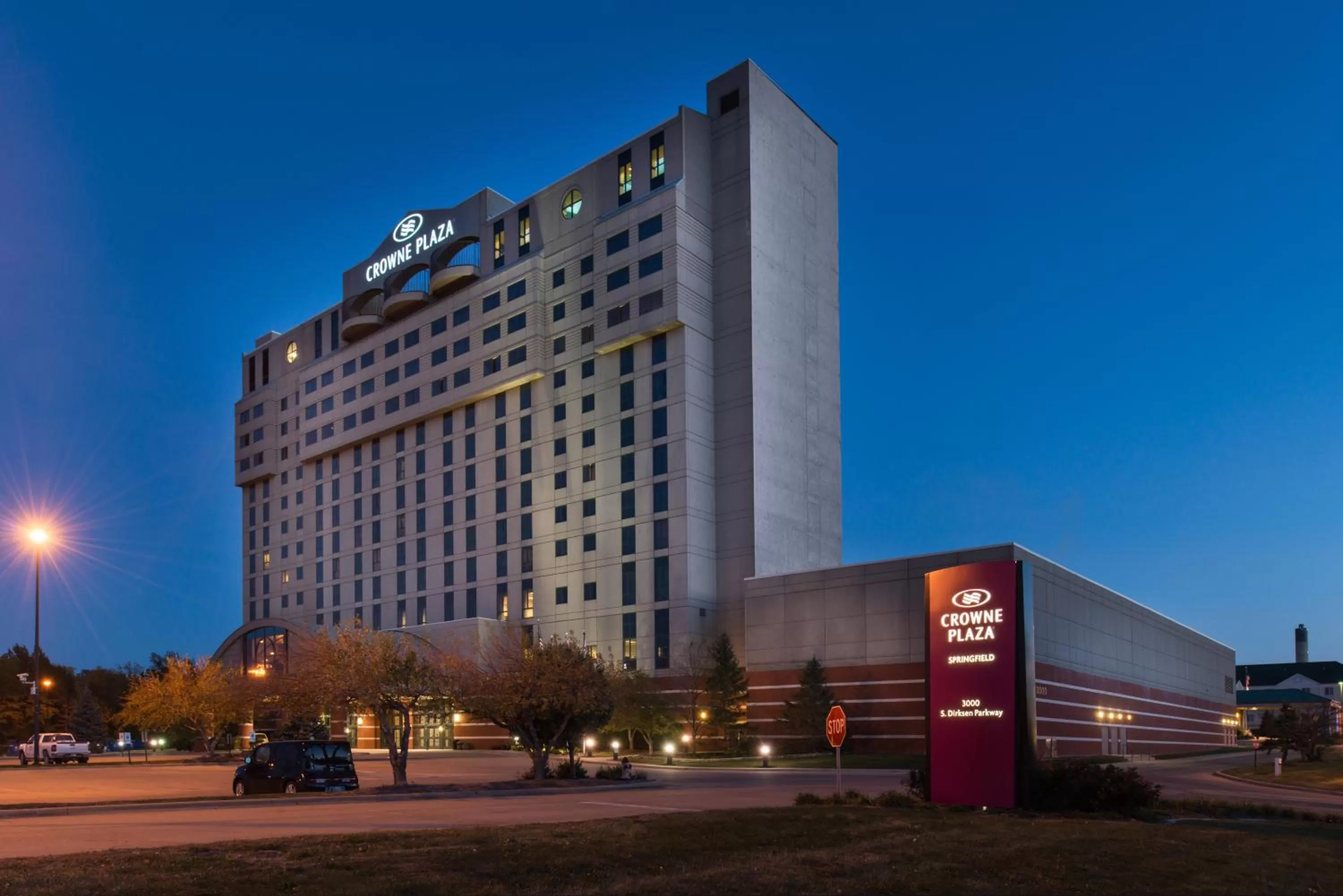 Property building in Crowne Plaza Springfield Convention Center by IHG