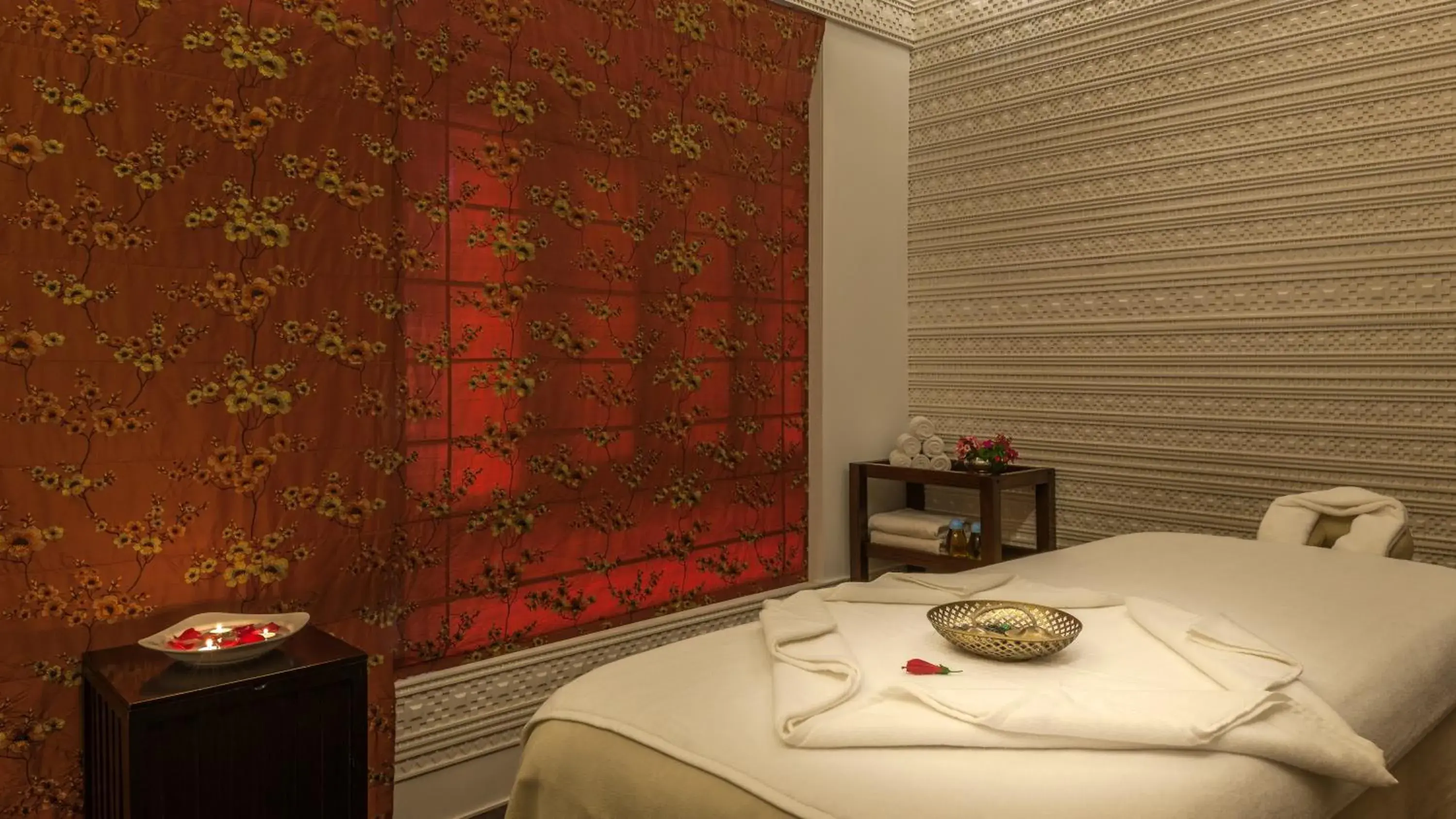 Massage, Bed in The Claridges Nabha Residence-Heritage