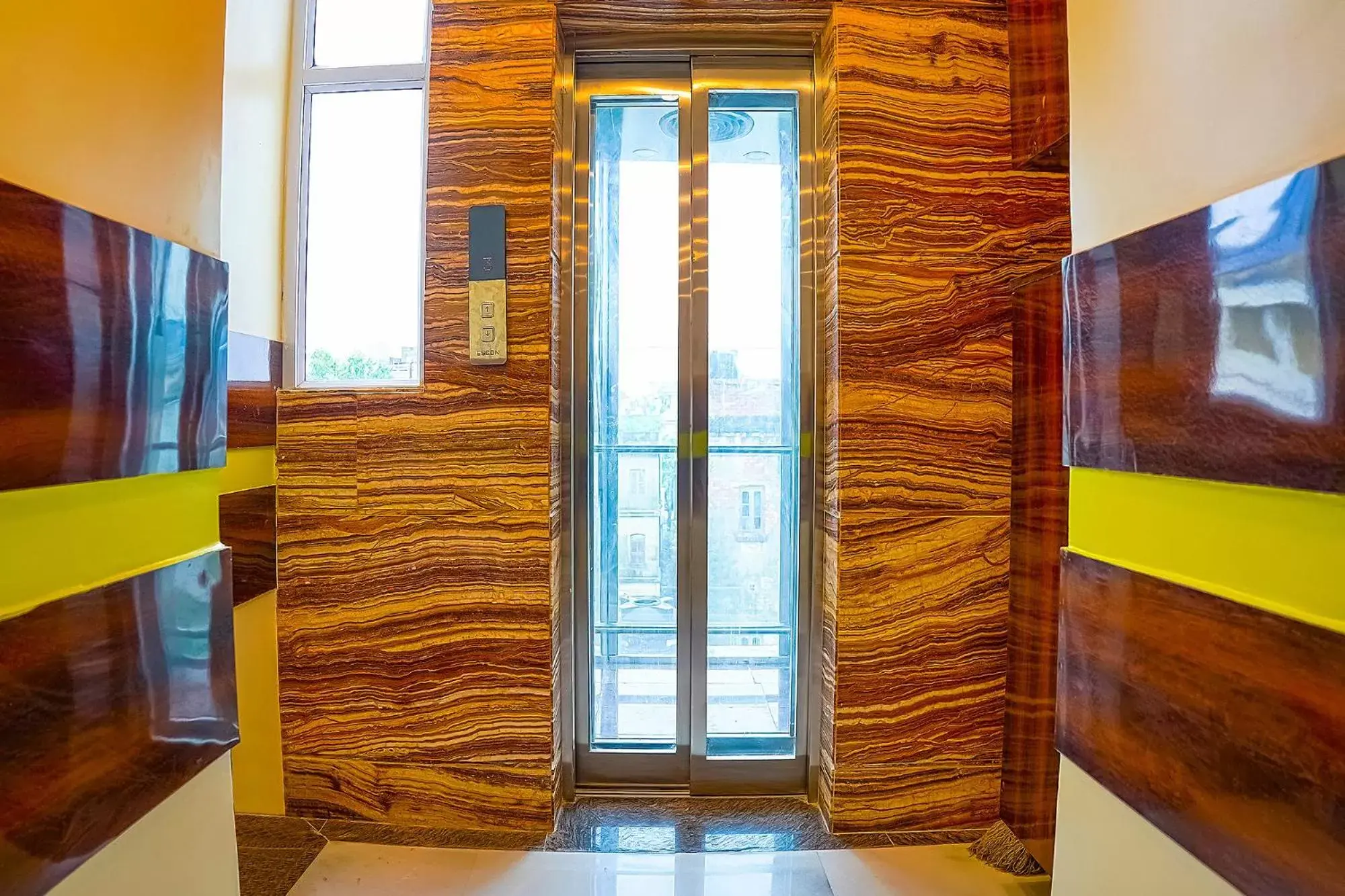 Lobby or reception in FabHotel Quest - Nr Quest Mall Lobby or reception in FabHotel Quest - Nr Quest Mall