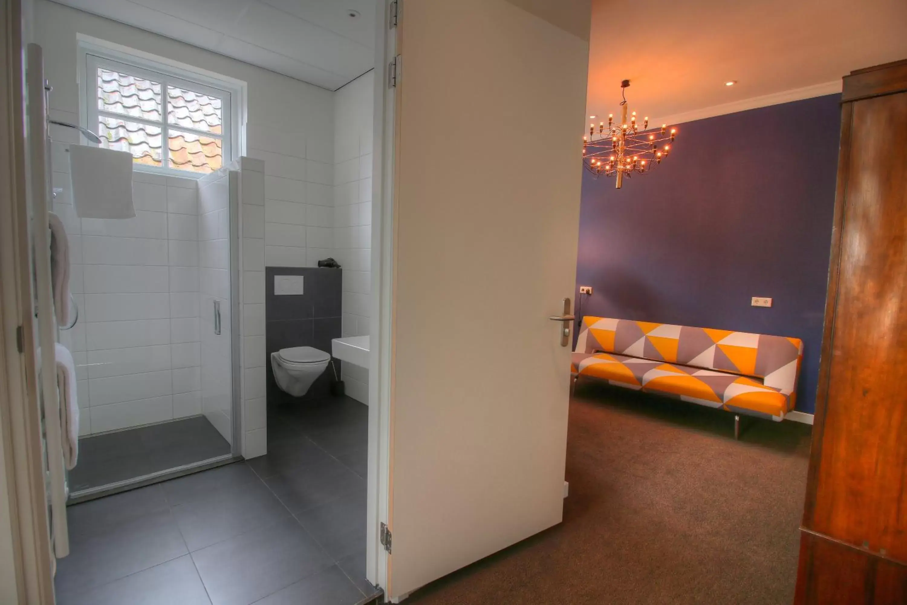 Bathroom in Hotel In't Holt 1654 Grand Café & Logement