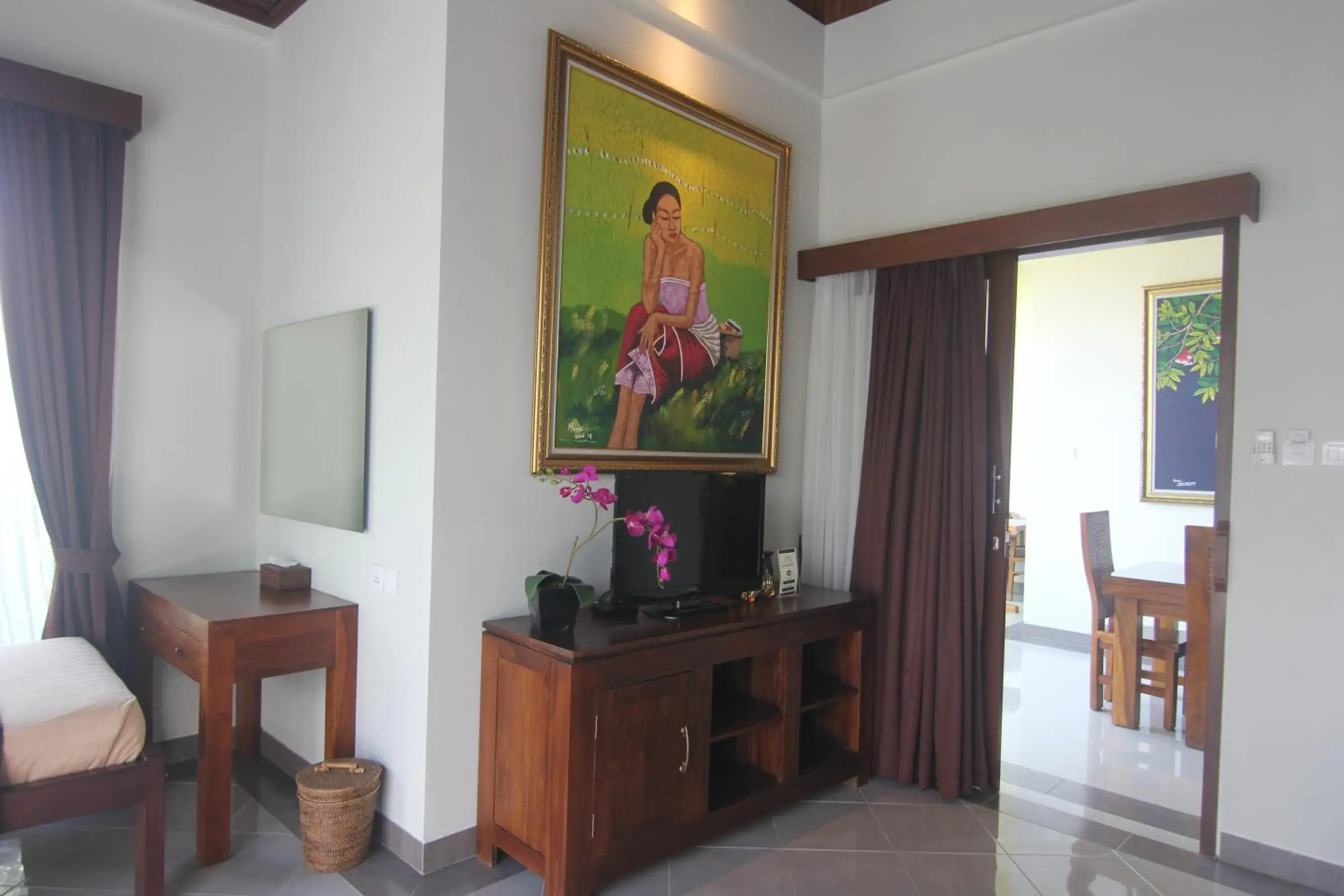 Bedroom, TV/Entertainment Center in Ubud Paradise Villa