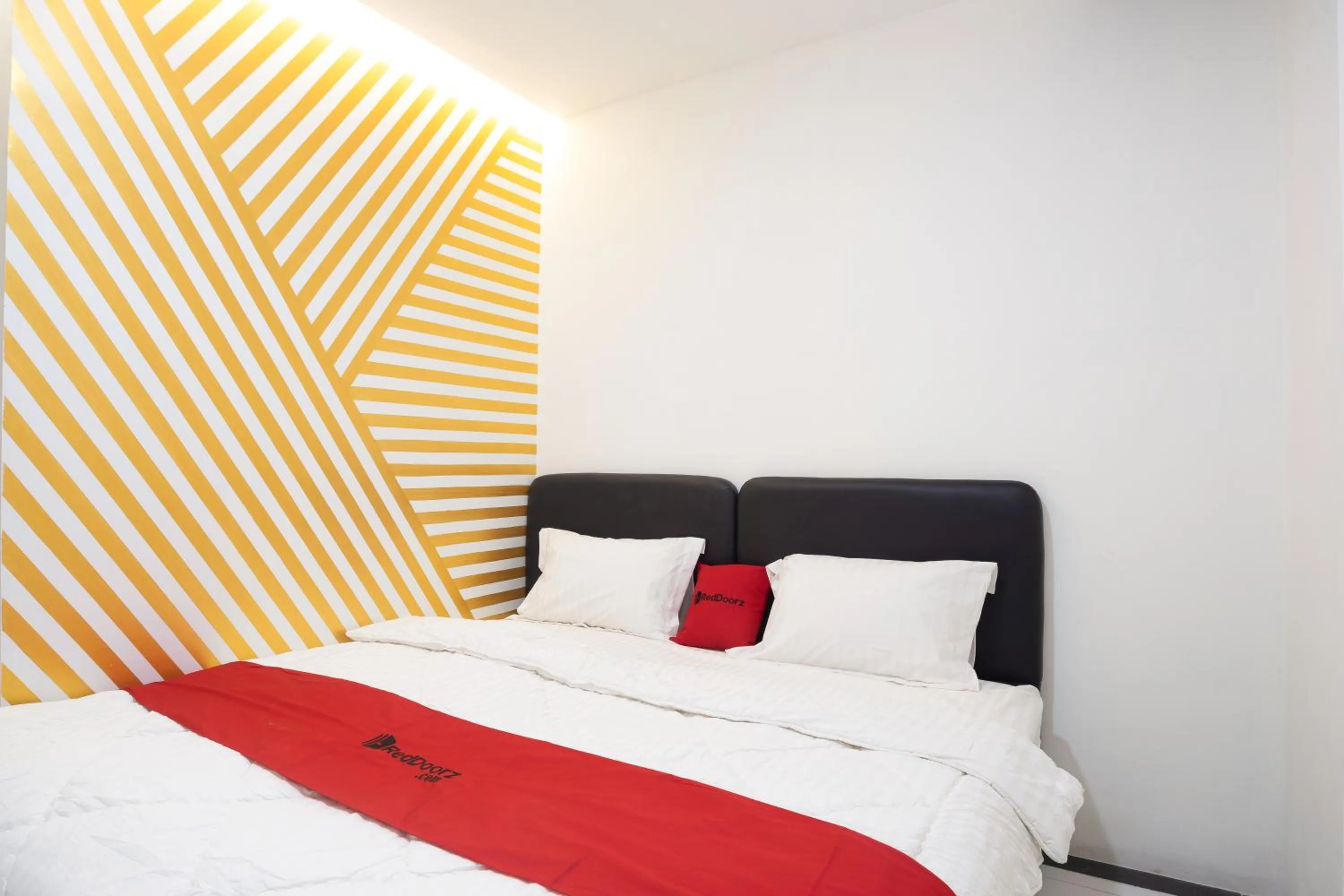 Bedroom, Bed in RedDoorz near IPB Dramaga Bogor