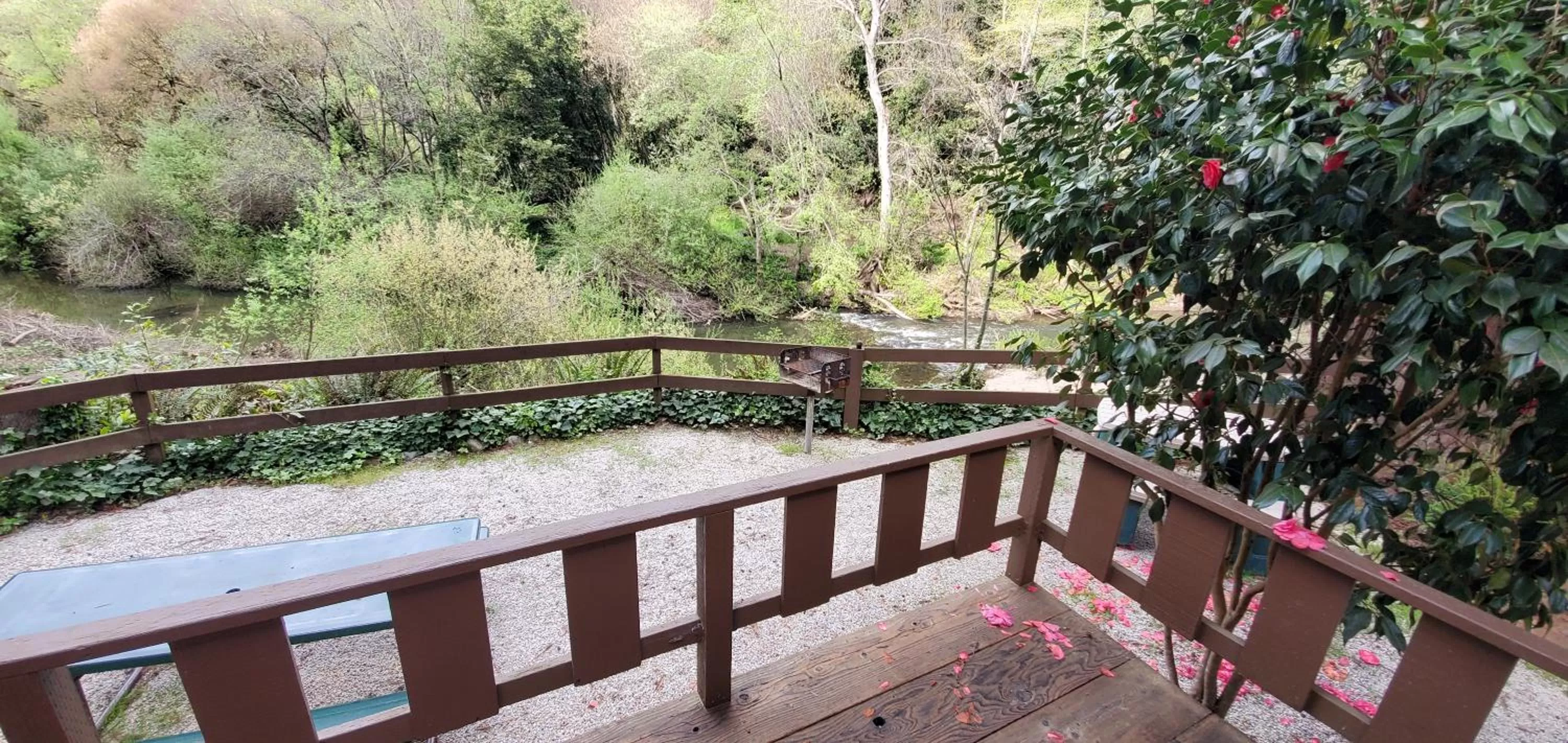 River view, Balcony/Terrace in Fern River Resort