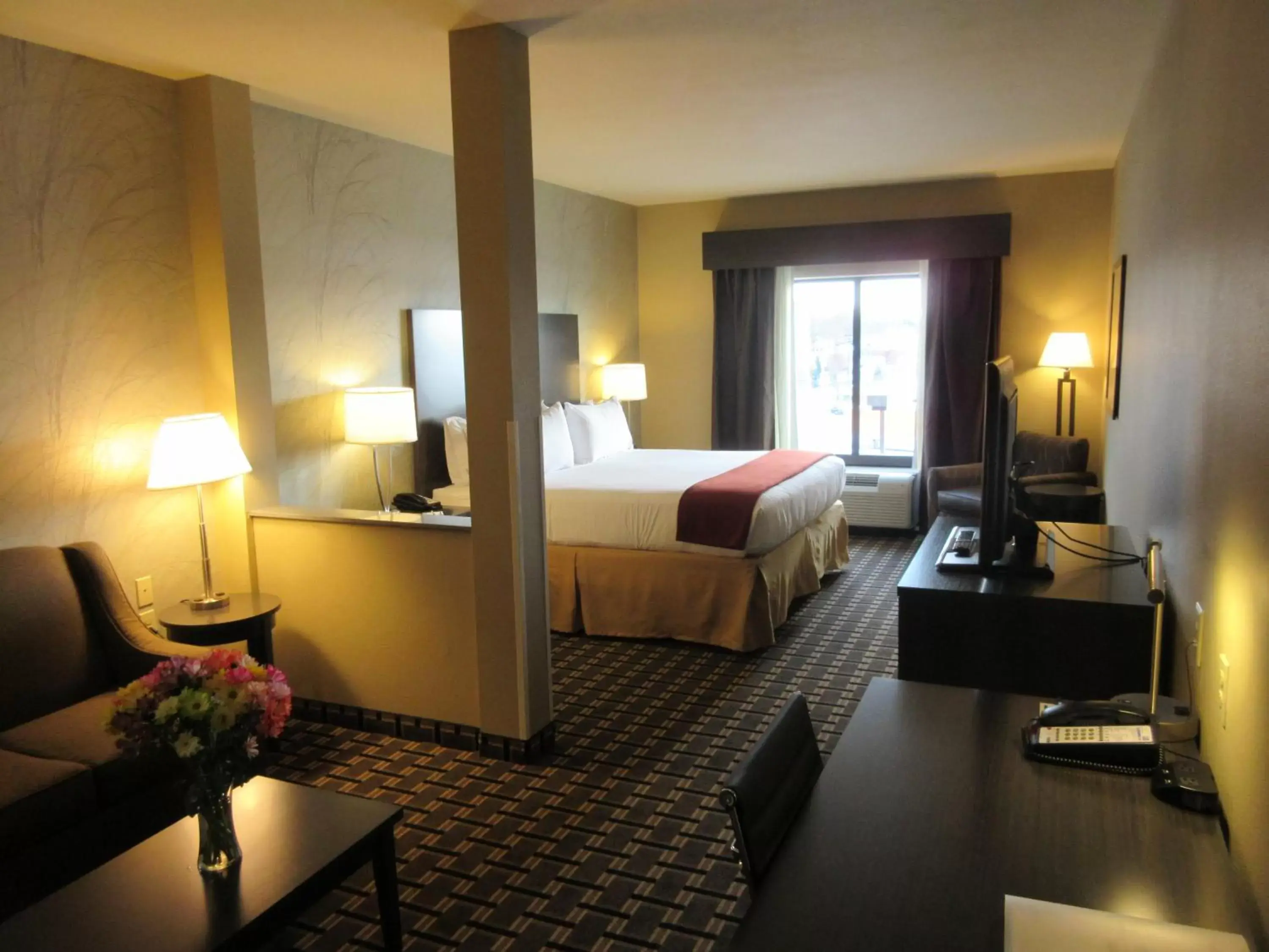 Holiday Inn Express & Suites Butler, an IHG Hotel