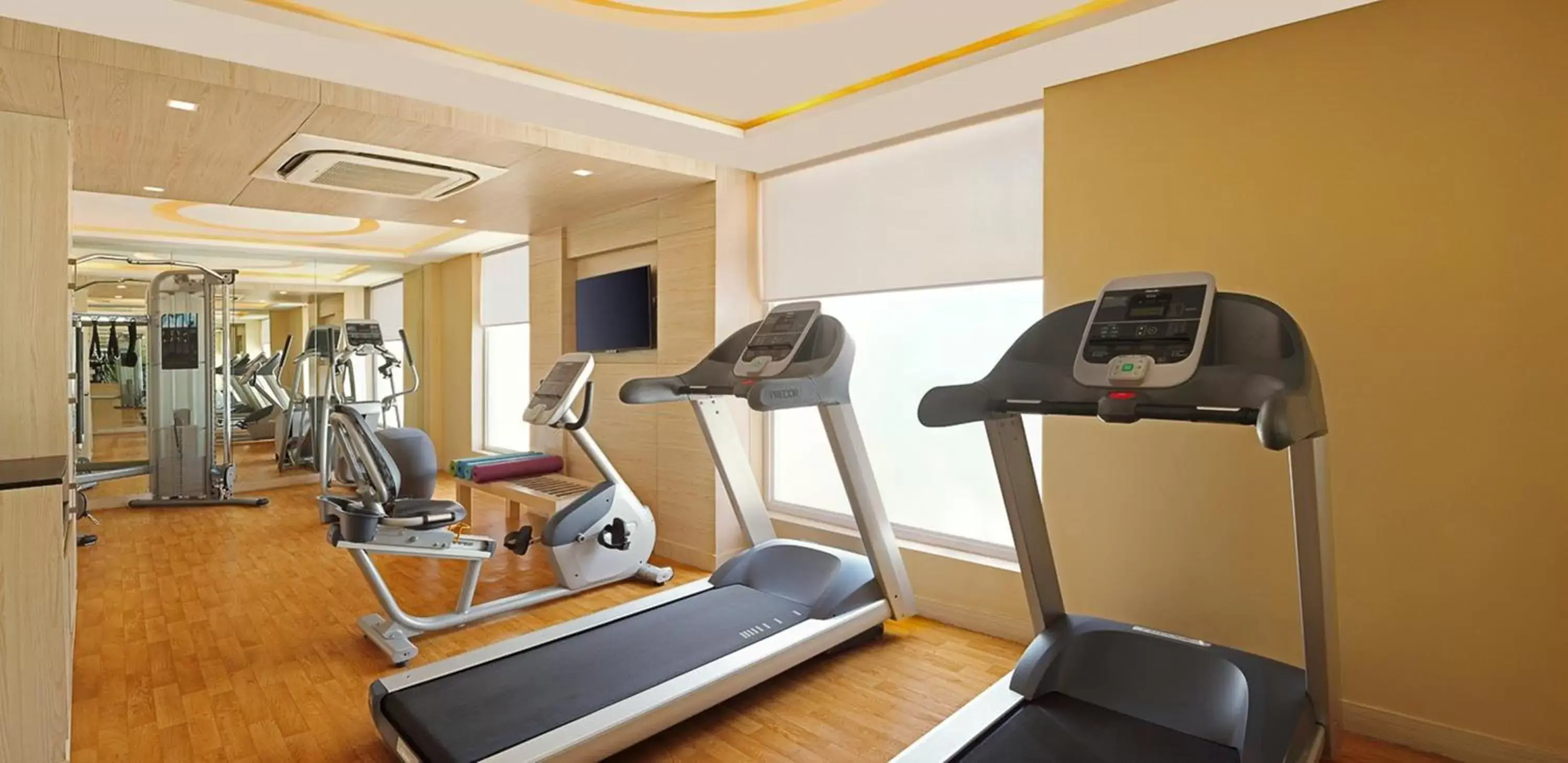 Fitness centre/facilities, Fitness Center/Facilities in Lemon Tree Hotel Shimona Chennai