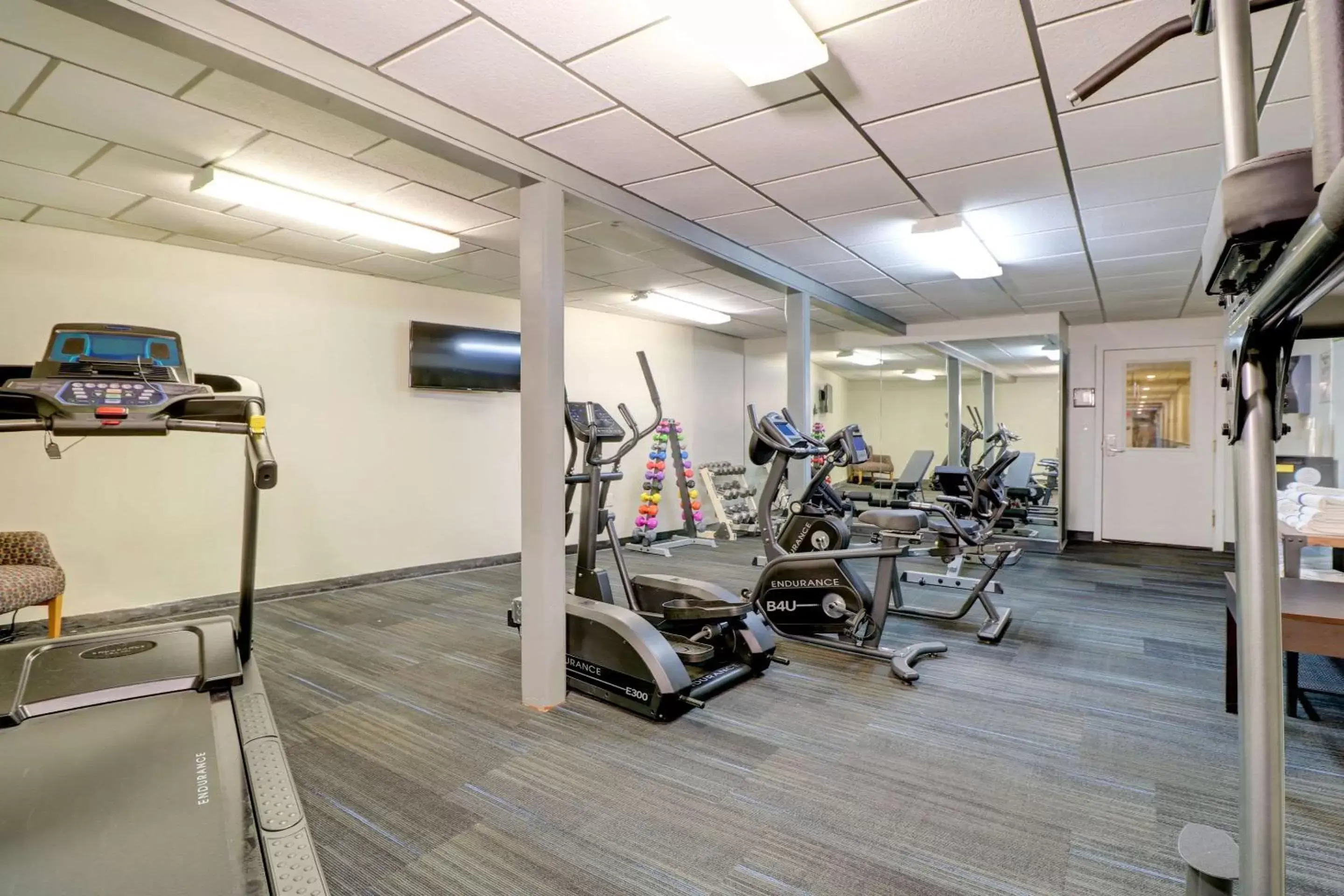 Fitness centre/facilities, Fitness Center/Facilities in Quality Inn & Suites