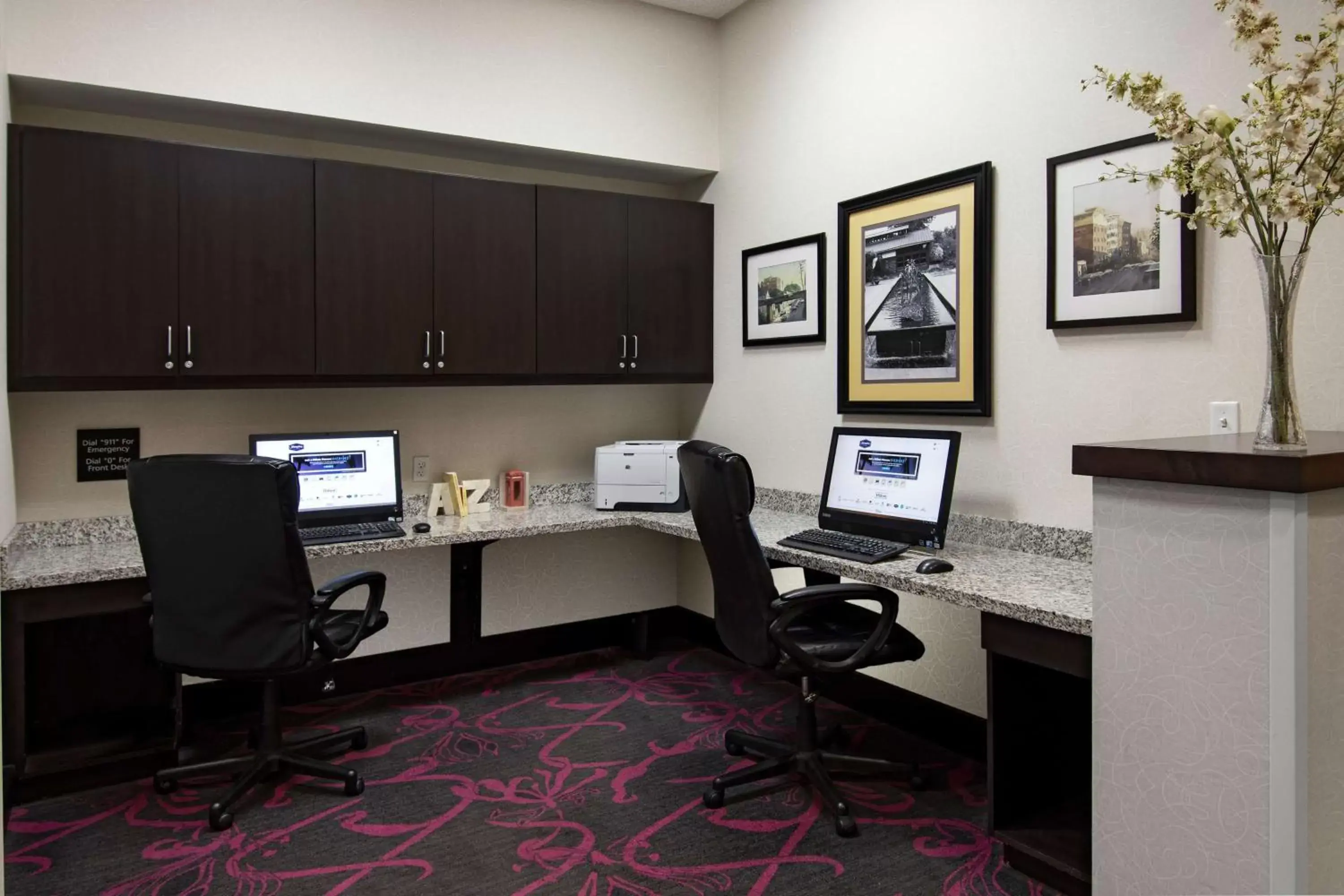 Business facilities in Hampton Inn & Suites - Raleigh Downtown