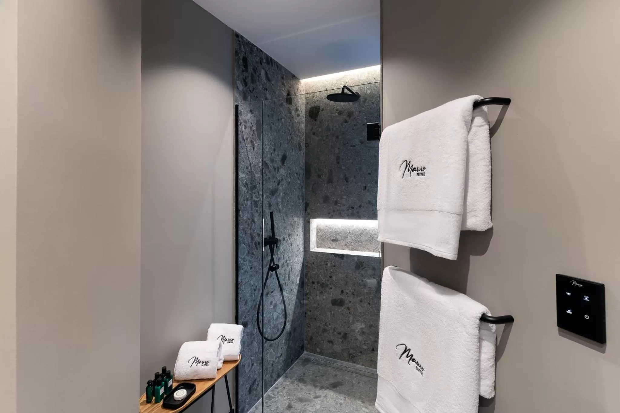 Shower in Mauro Suites