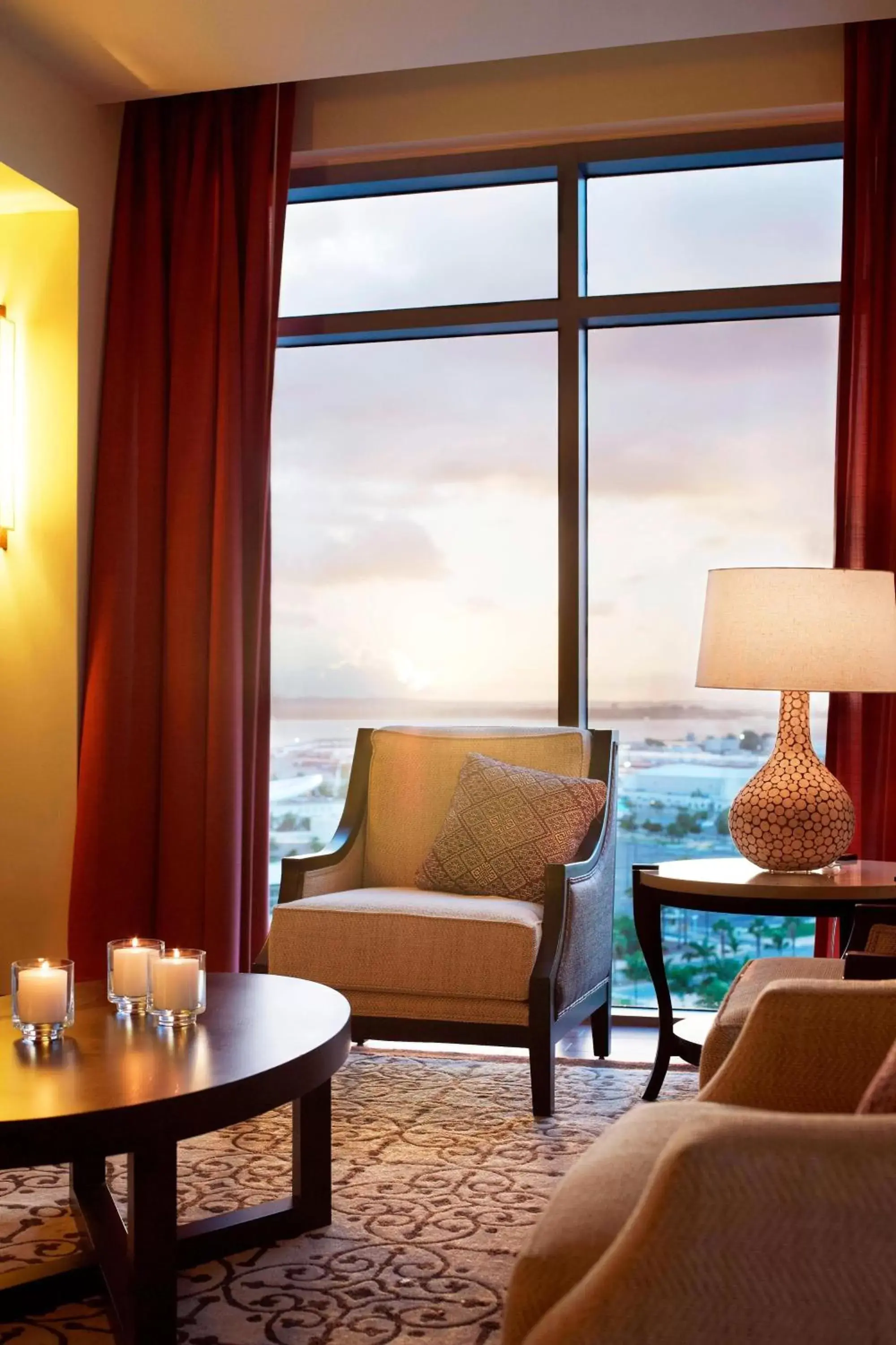 Lounge or bar, Seating Area in Sheraton Puerto Rico Resort & Casino