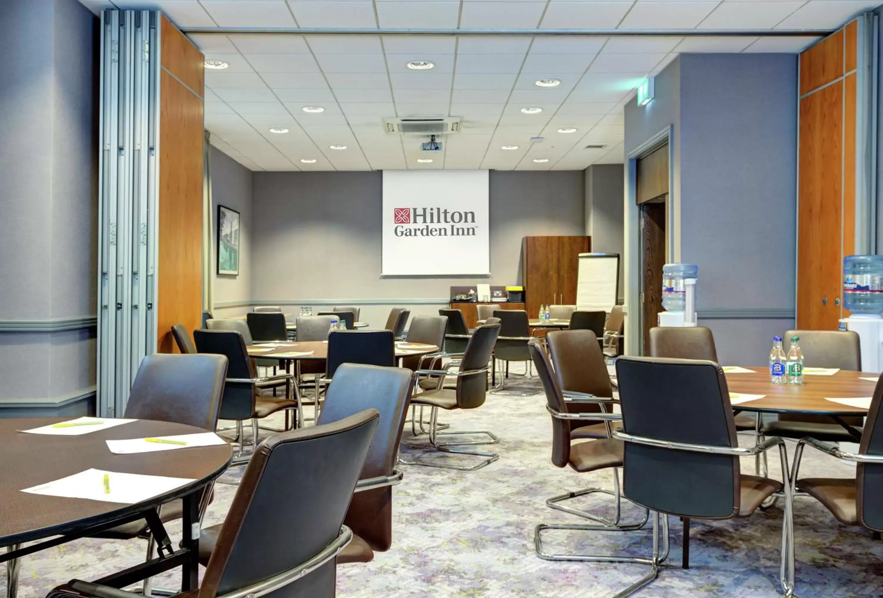 Meeting/conference room in Hilton Garden Inn Dublin City Centre