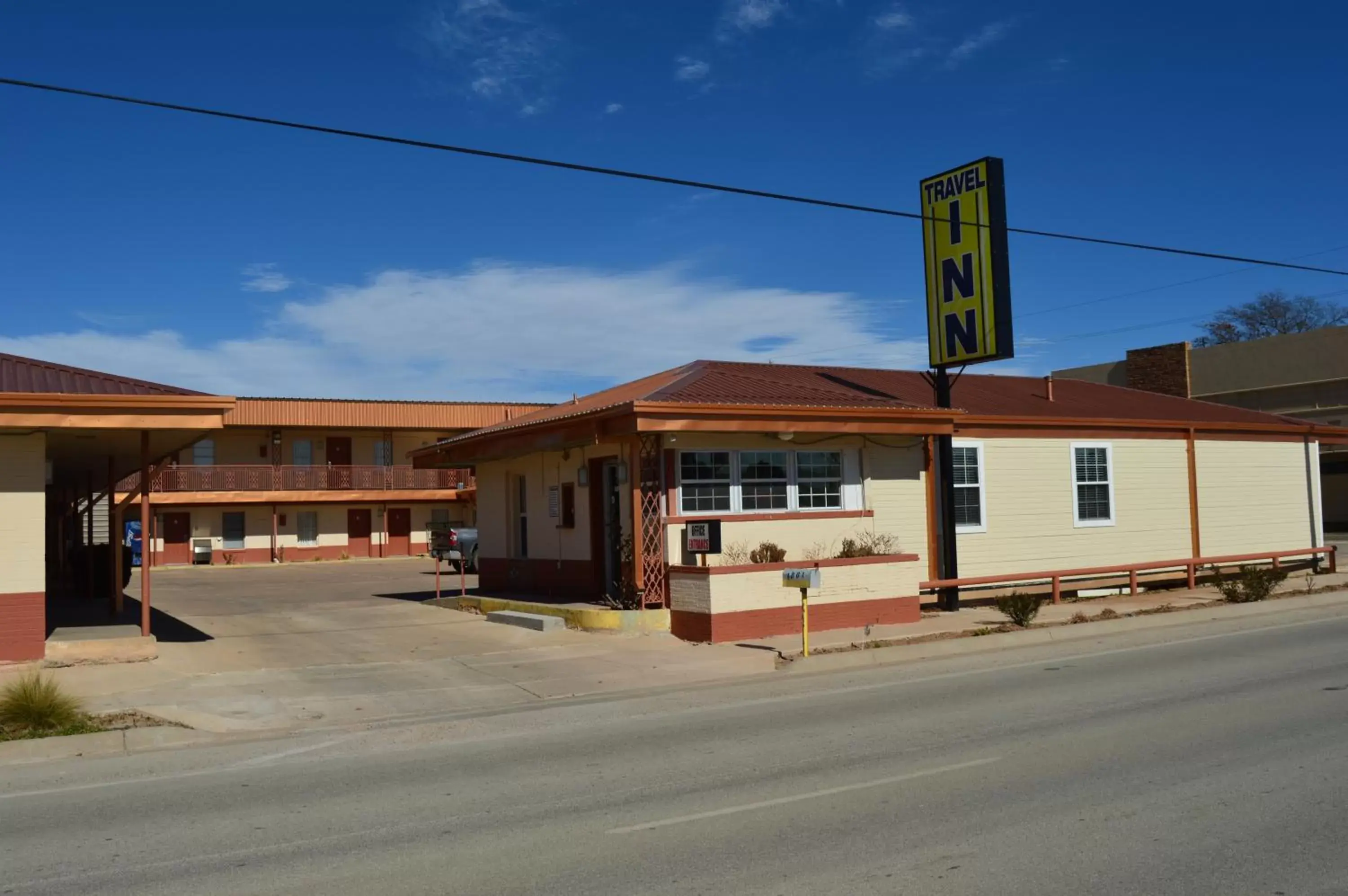 Facade/entrance, Property Building in Travel Inn Snyder