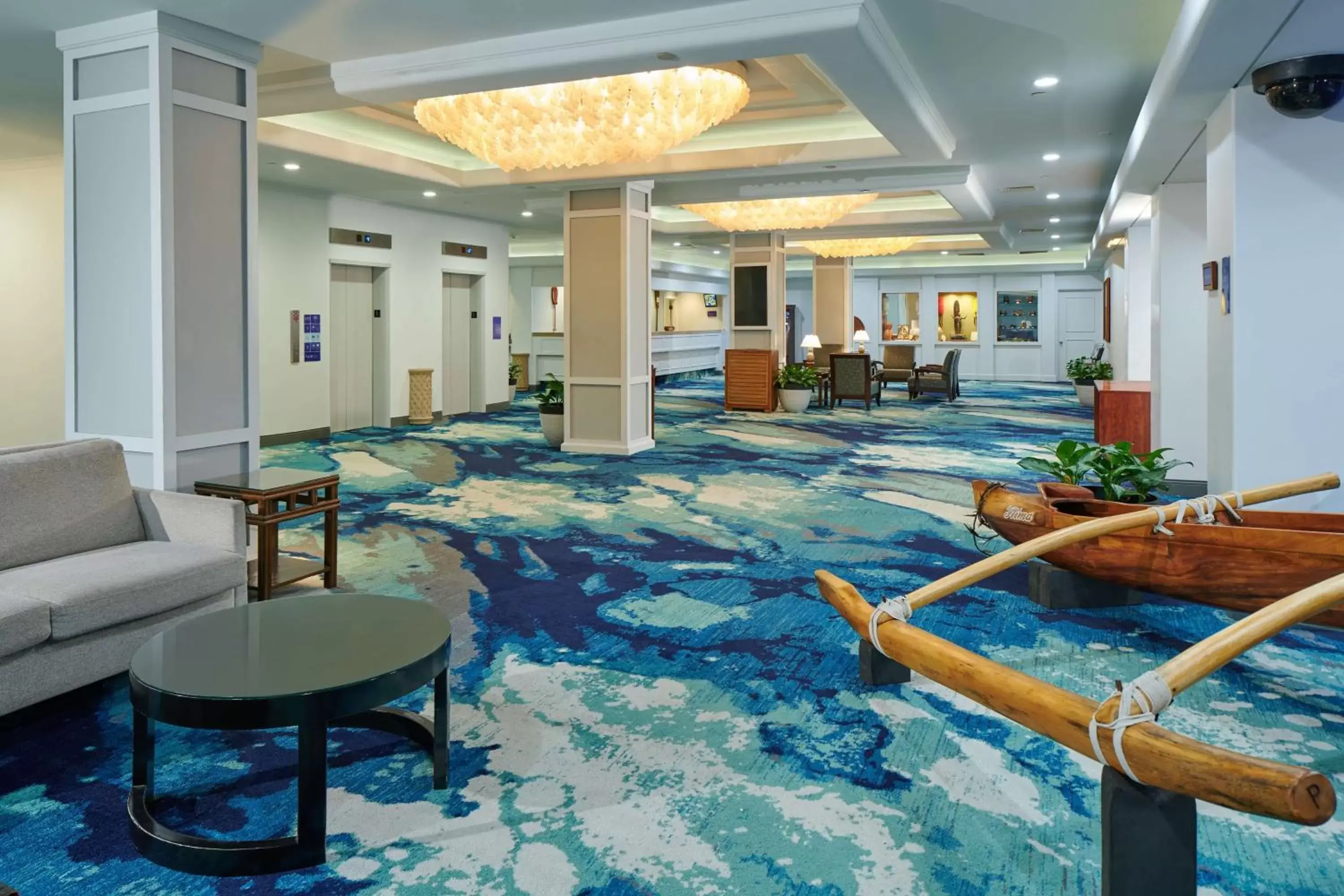 Lobby or reception in OHANA Waikiki East by OUTRIGGER