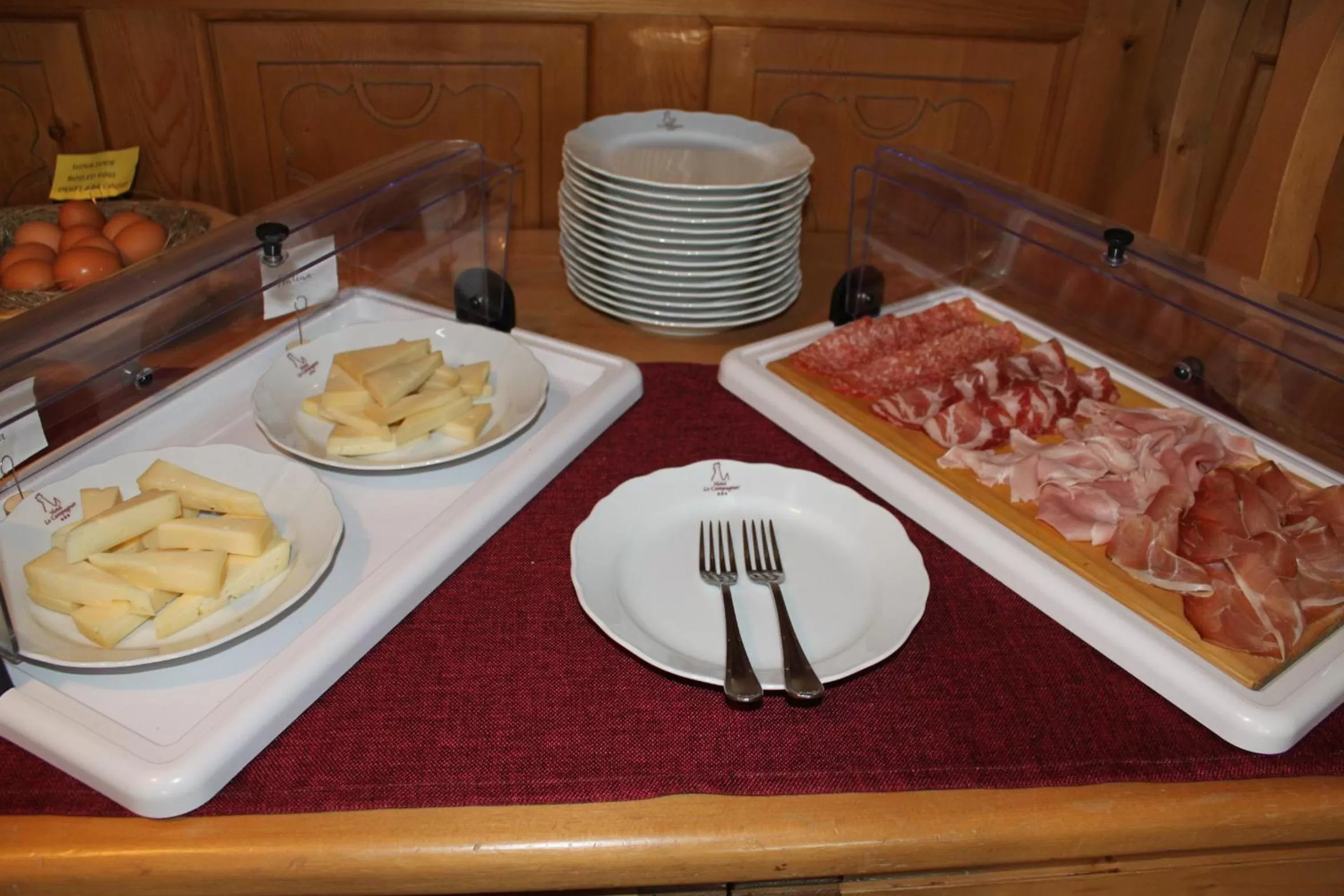 Food and drinks in Hotel Lo Campagnar