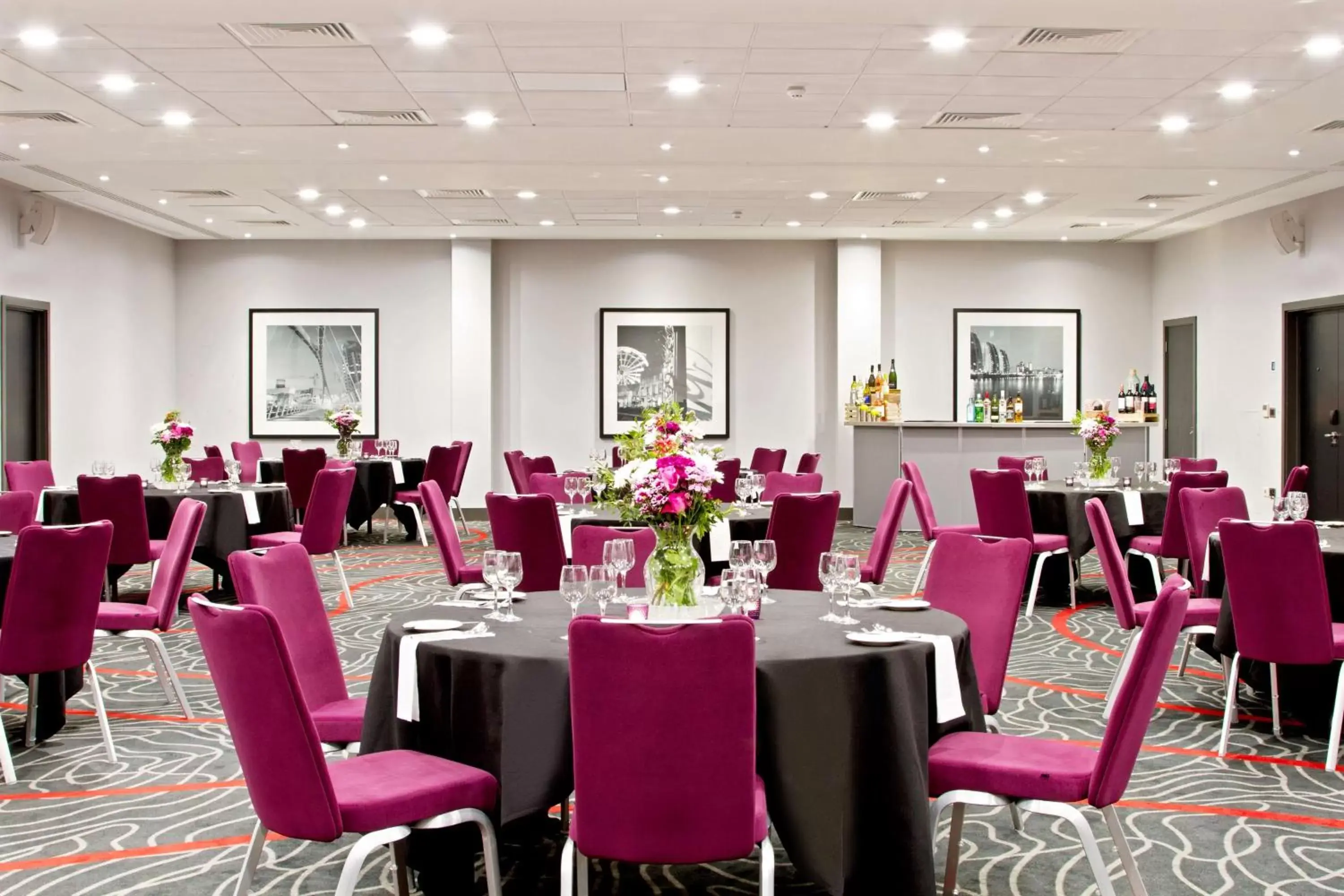 Business facilities, Restaurant/Places to Eat in Park Inn by Radisson Manchester City Centre