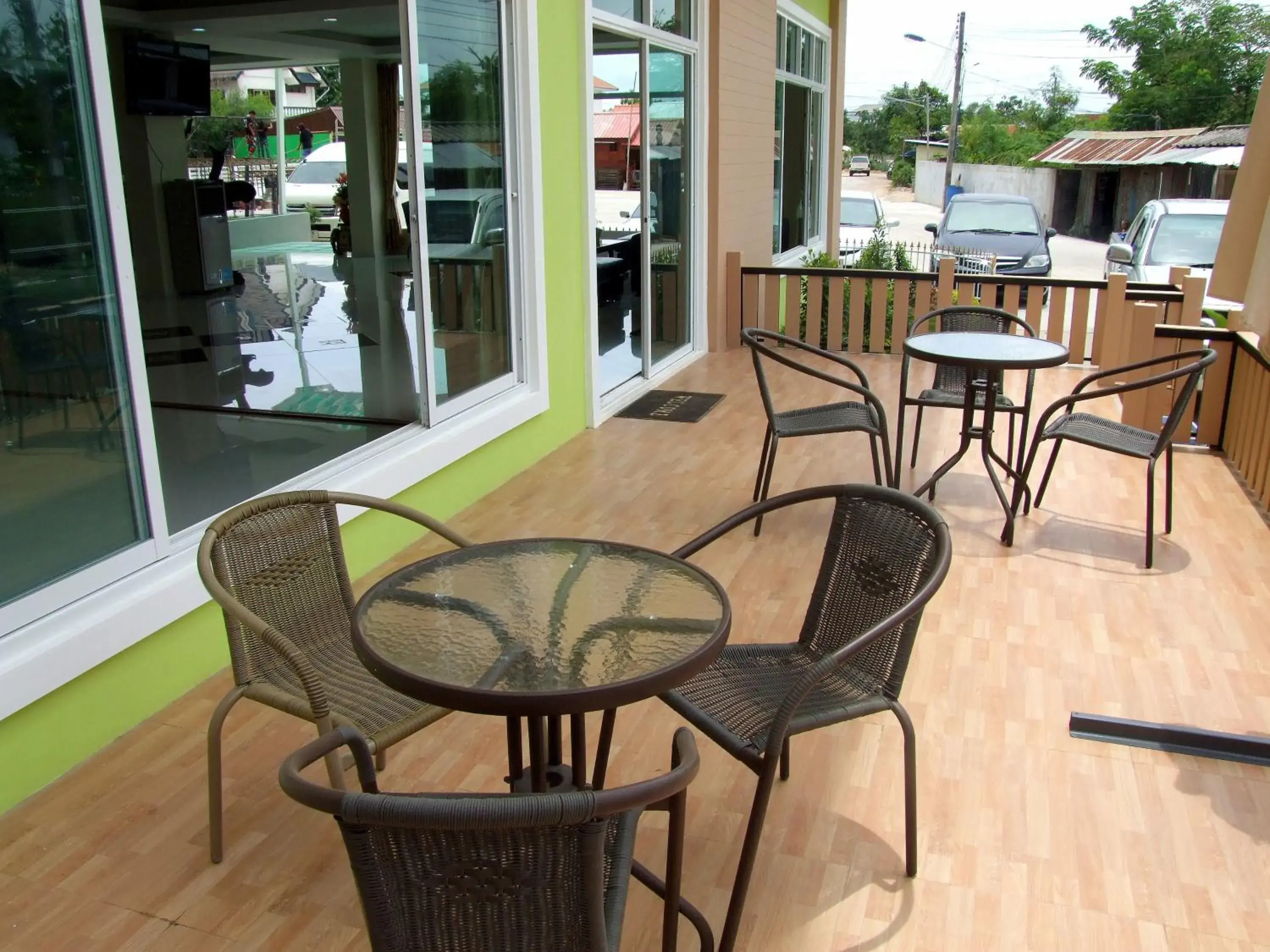 Balcony/Terrace in Rueanrimnam Hotel