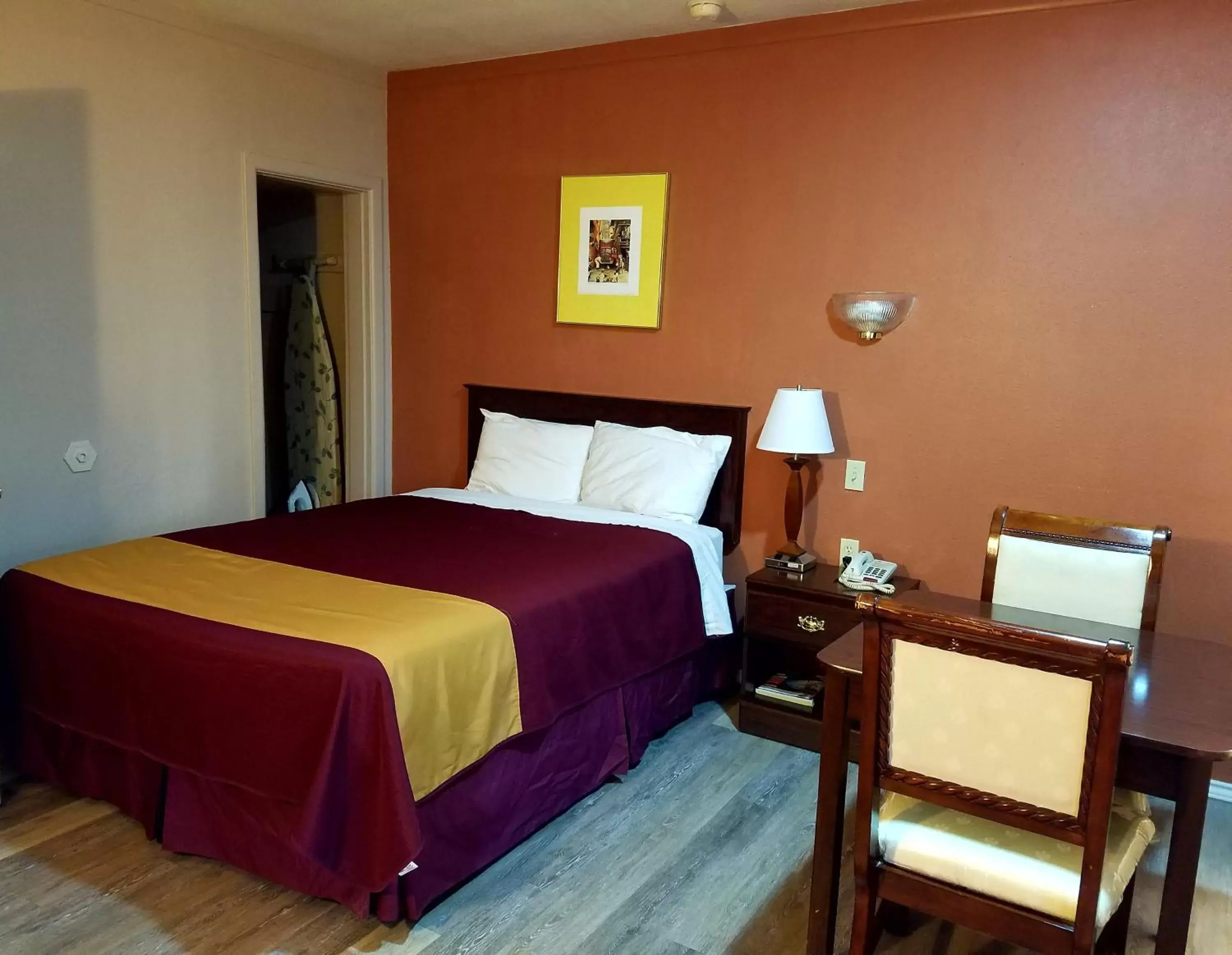 Bed in Americas Best Value Inn Ozona Bed in Americas Best Value Inn Ozona