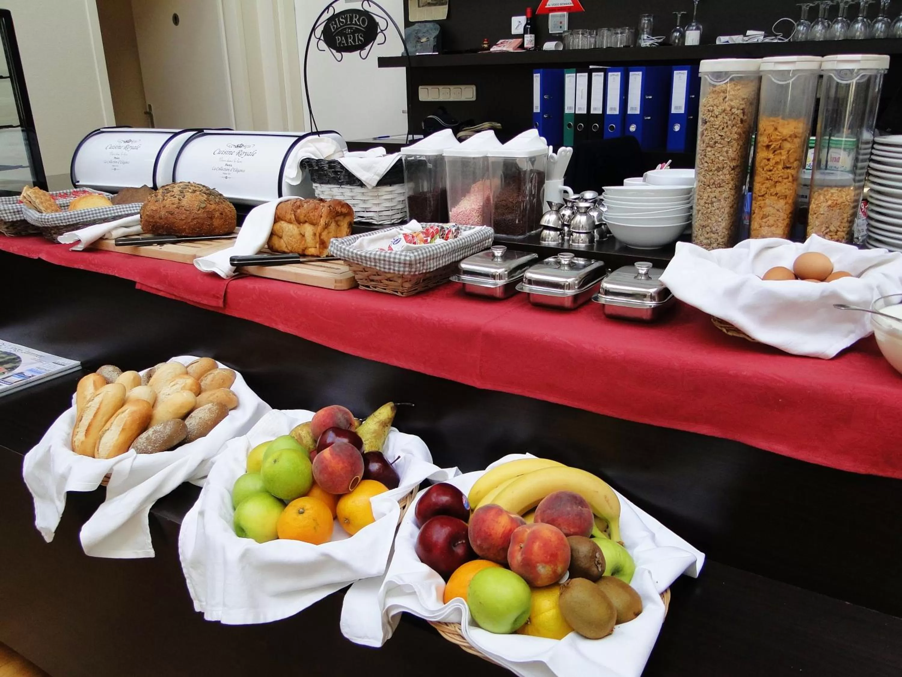 Buffet breakfast in Hotel De Lange Jammer
