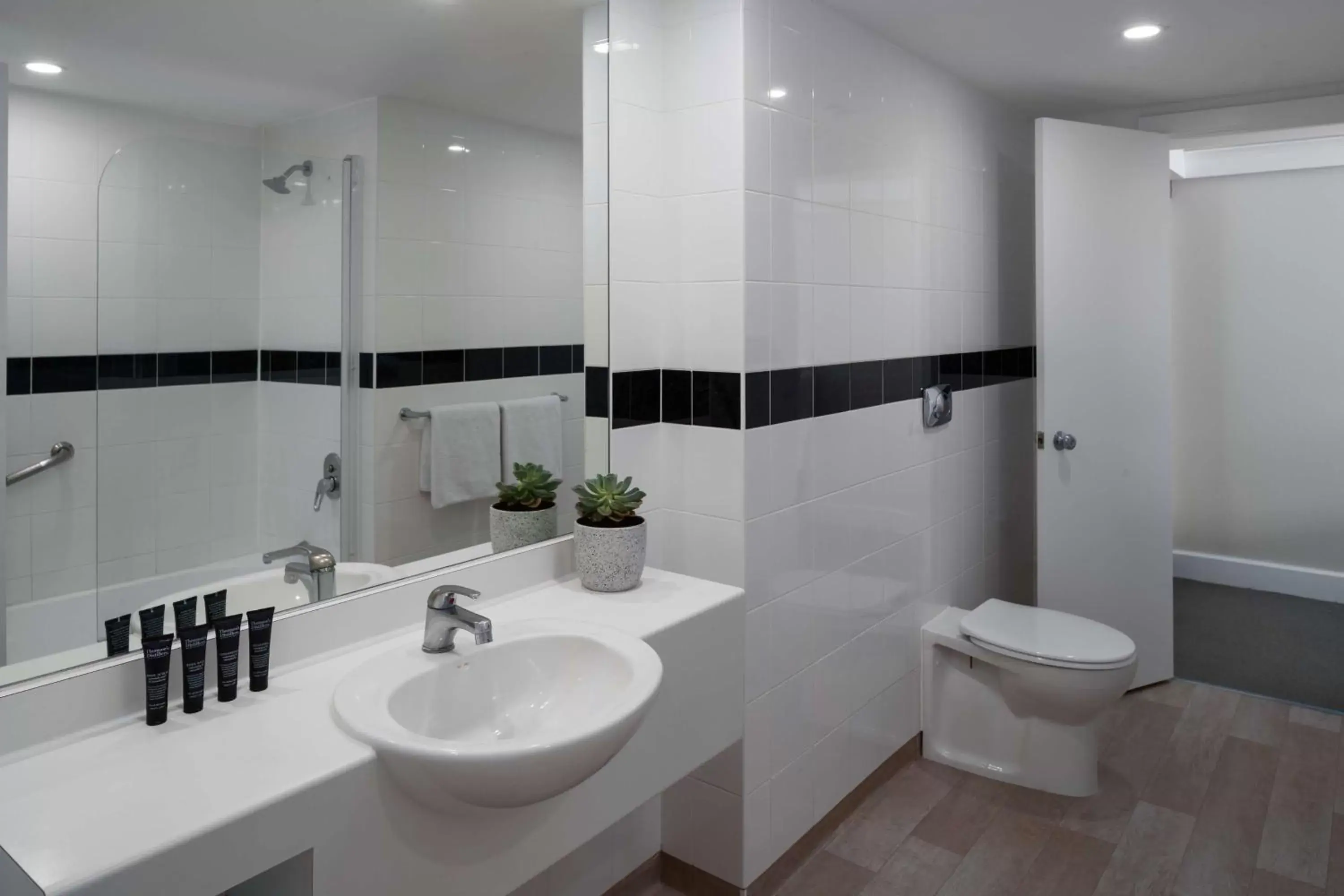 Bathroom in Rydges Lakeland Resort Queenstown
