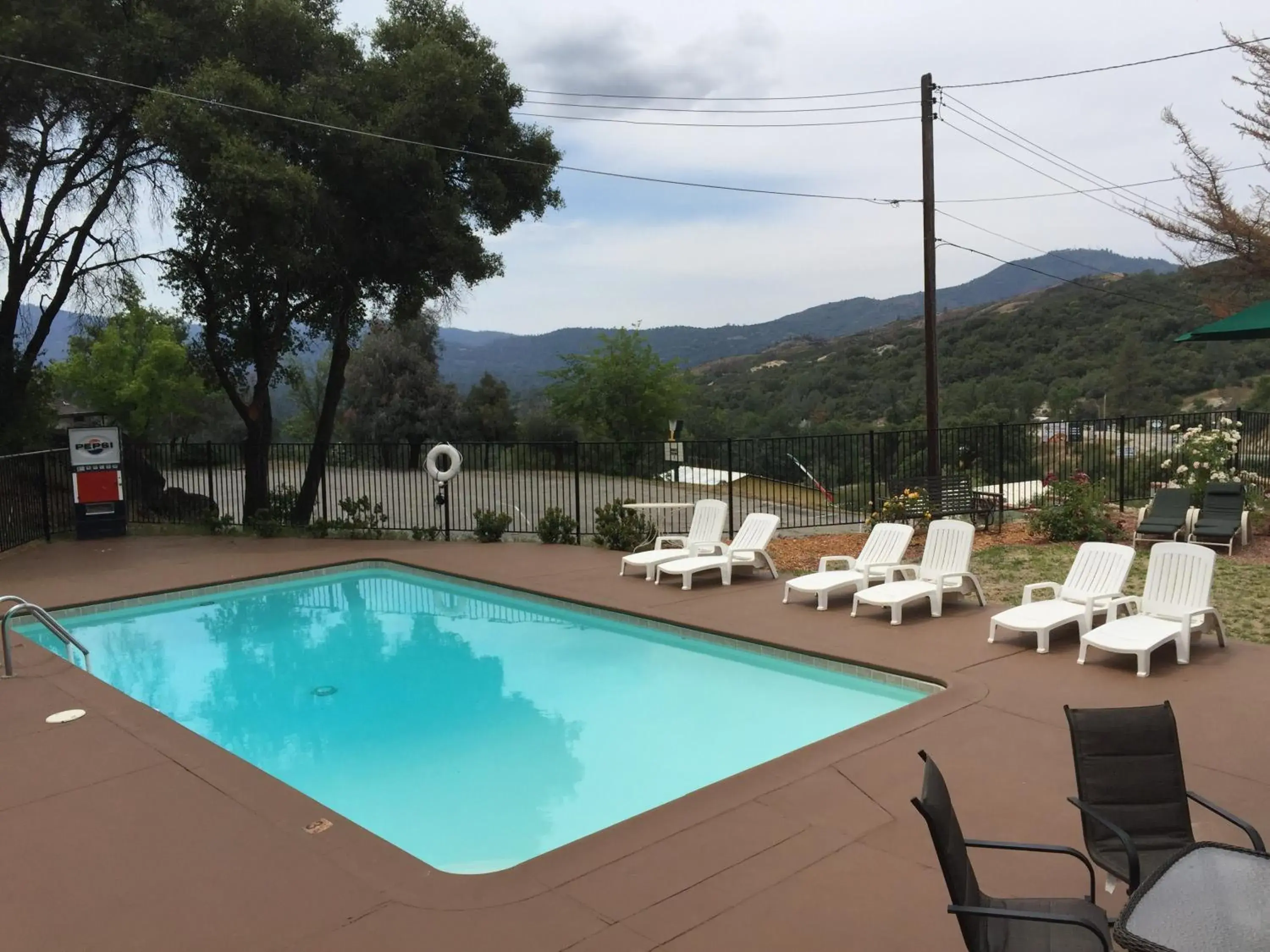 Day, Swimming Pool in Mountain Trail Lodge and Vacation Rentals