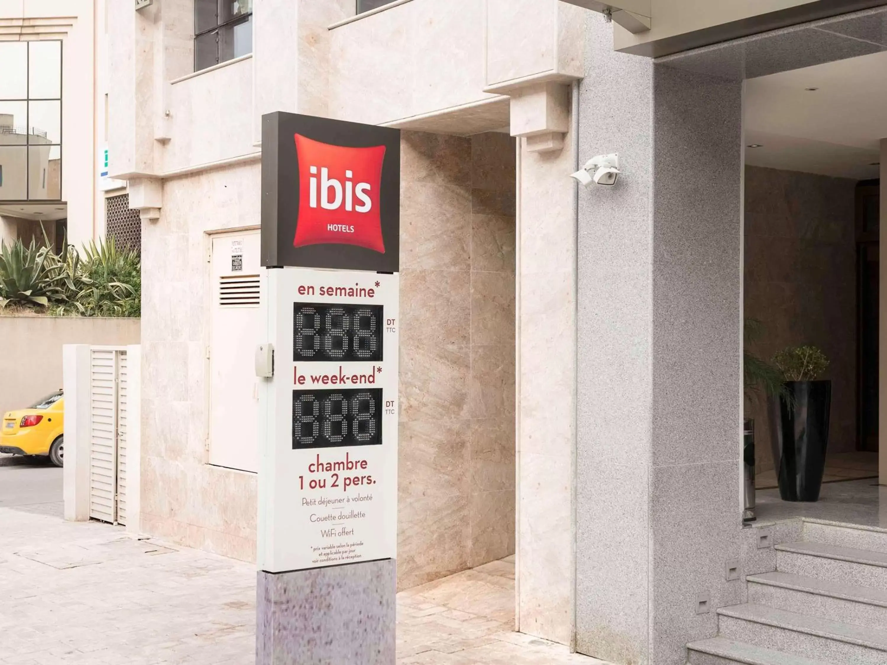 Property building in Ibis Tunis