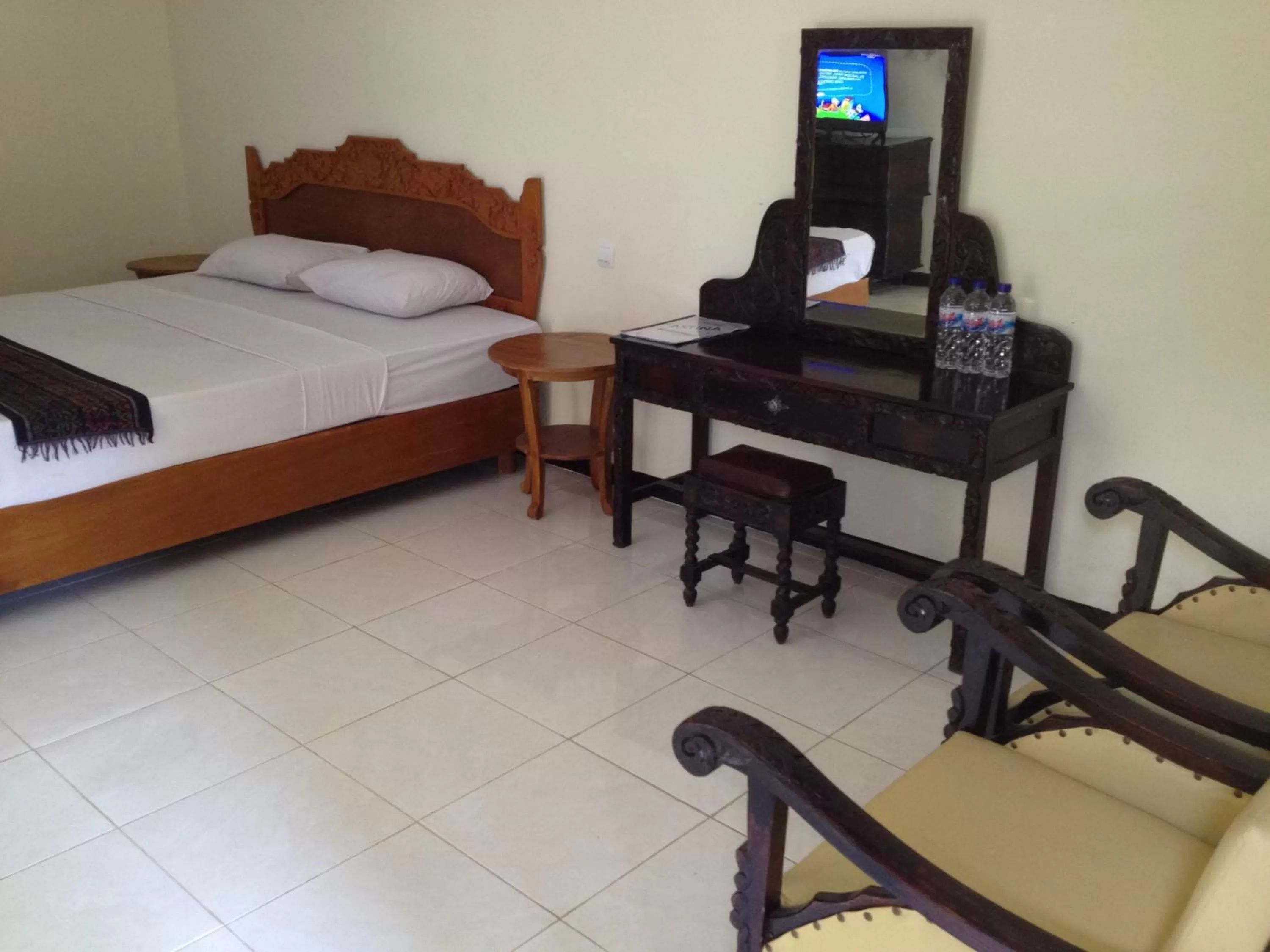 Bedroom, Bed in Astina Hotel