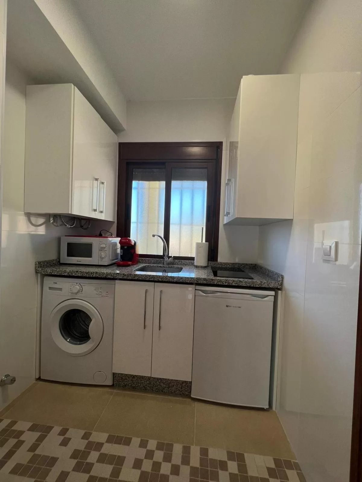 Kitchen or kitchenette, Kitchen/Kitchenette in Benalmadena ALOHA PLAYA SEA VIEW LOFT